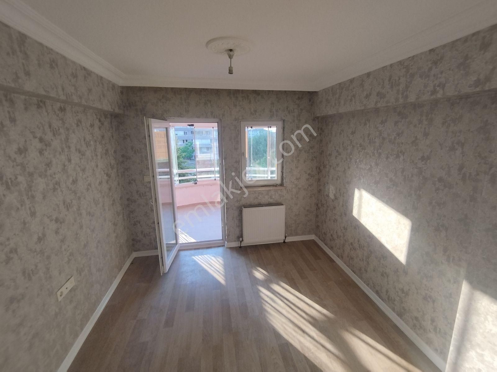 Brk'dan Güvenlikli Sitede Peyzaj Manzaralı Ara Katlüx Yapılı 3+1 - Görsel 30