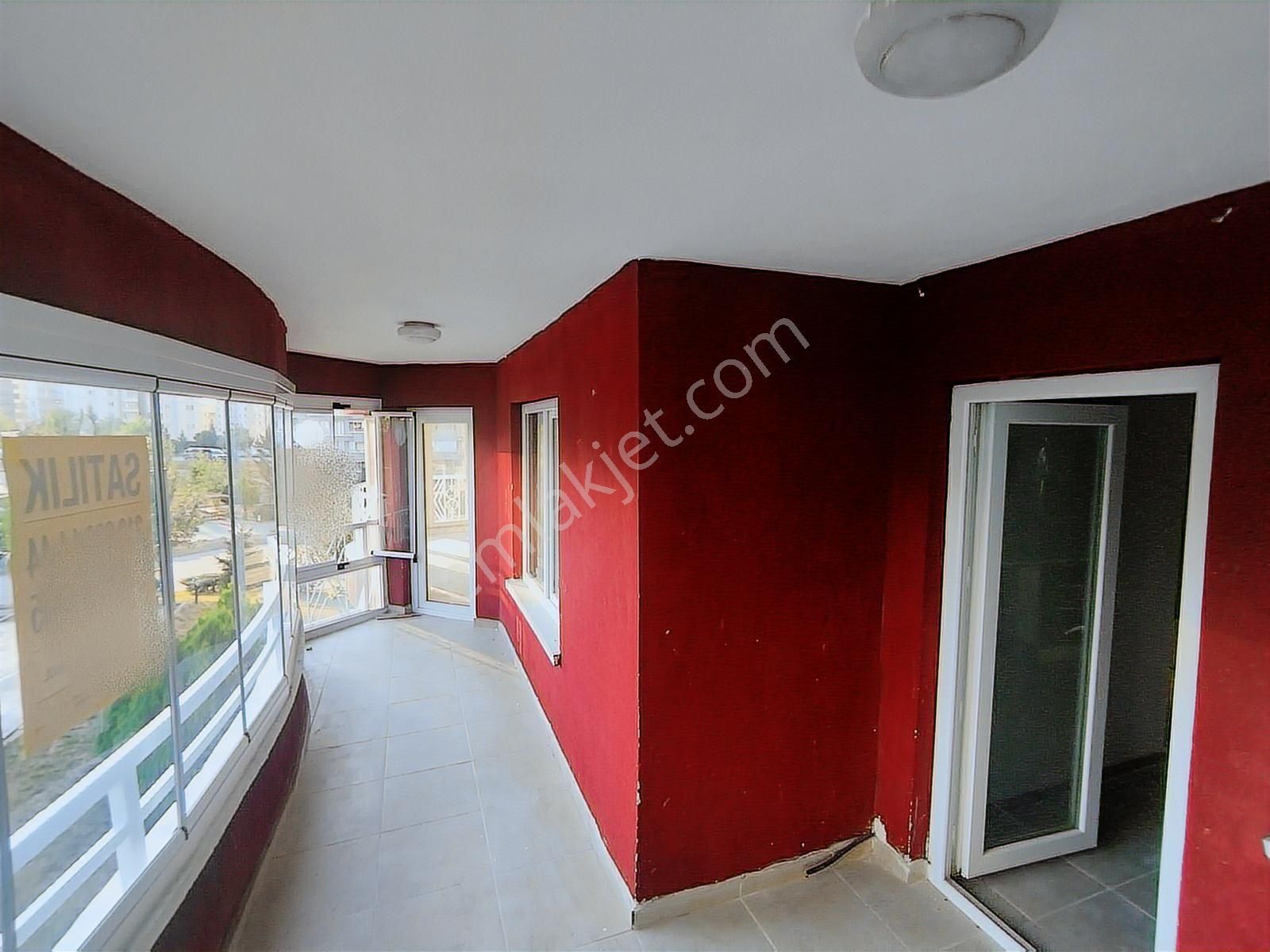 Brk'dan Güvenlikli Sitede Peyzaj Manzaralı Ara Katlüx Yapılı 3+1 - Görsel 4