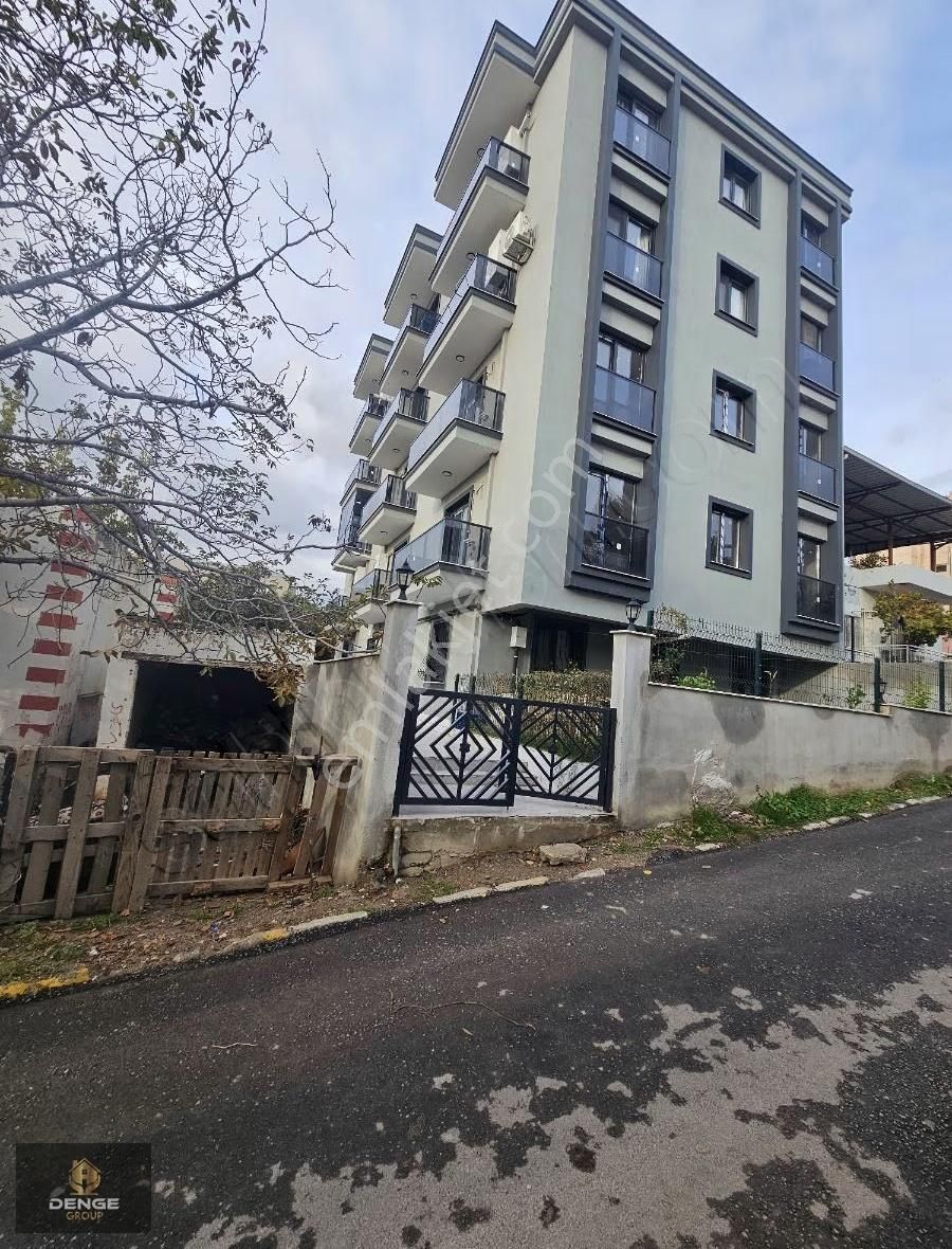 Menemen Uğurmumcuda 2+1 Bahçeli Açık Mutfak 0 Daire