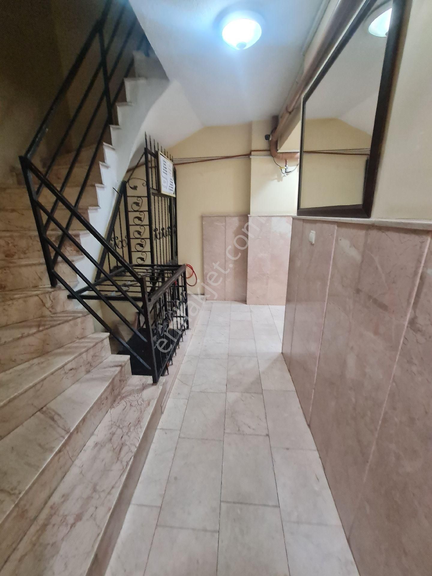 İzmir Konak Atilla Mahallesinde Kiralik 3+1 - Görsel 26