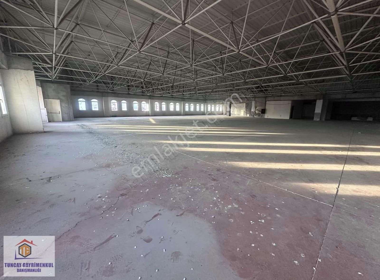 Tuncay Gayrimenkul'den 1500 M2 7/24 Güvenlikli İmalathane - Görsel 6