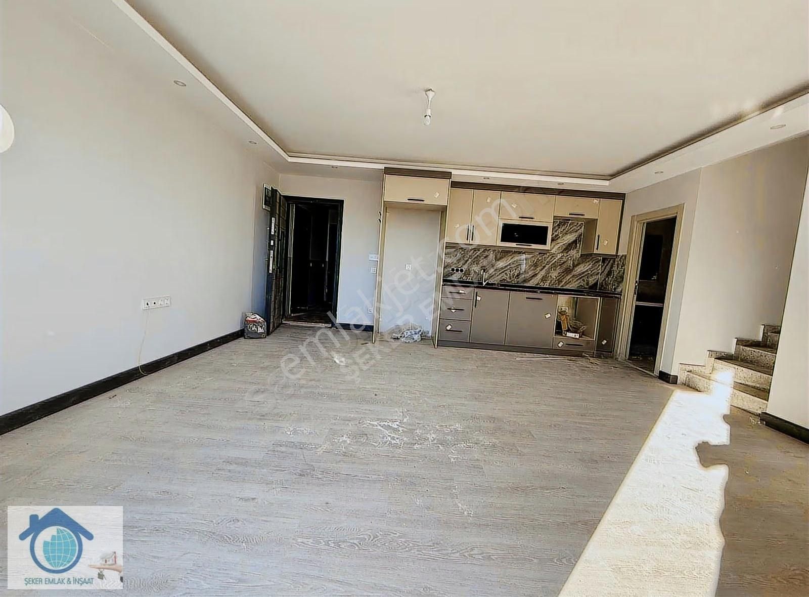 Sarılarda Satılık Fırsat Dubleks Daire 2 Katlı Pazara Yakın ! - Görsel 20