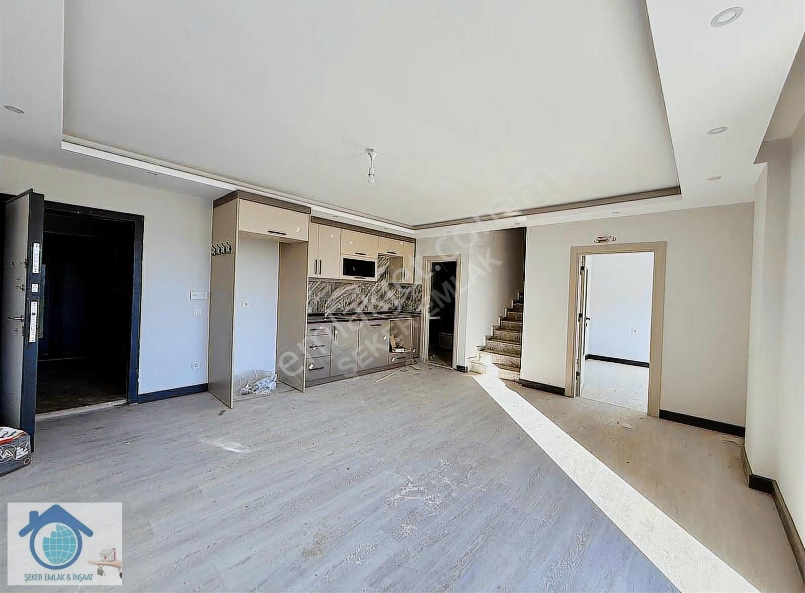 Sarılarda Satılık Fırsat Dubleks Daire 2 Katlı Pazara Yakın ! - Görsel 14