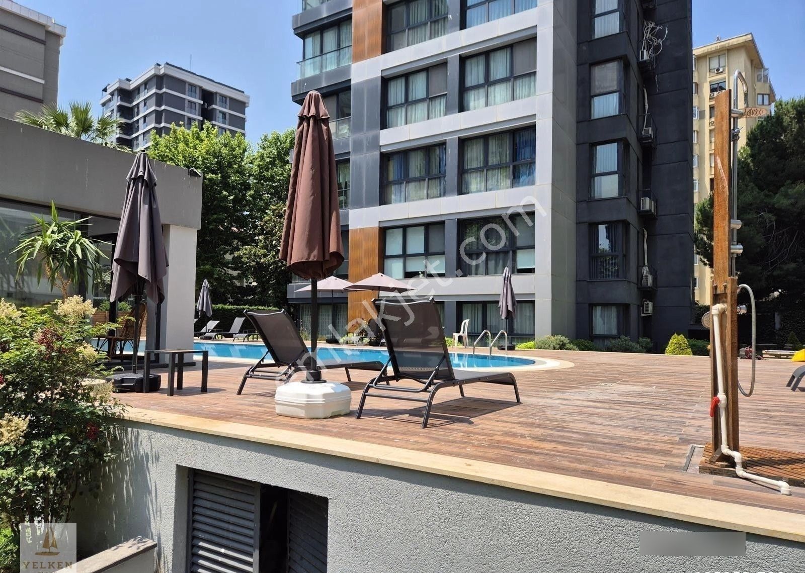 Suadiye'de Bağdat'a Çok Yakın 7/24 Güvenlik Havuzlu Deniz Manzaralı 3+1 - Görsel 8