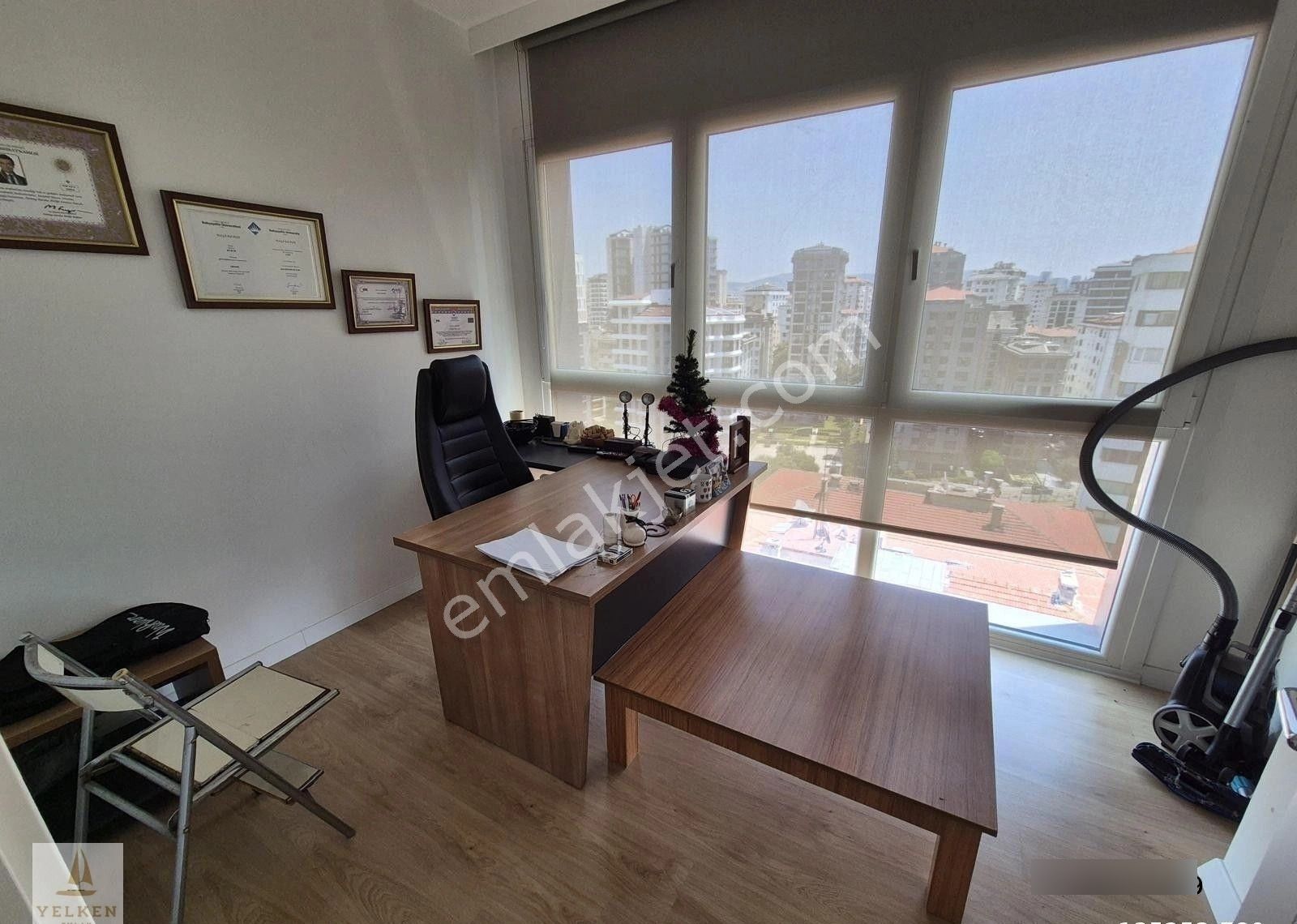 Suadiye'de Bağdat'a Çok Yakın 7/24 Güvenlik Havuzlu Deniz Manzaralı 3+1 - Görsel 19