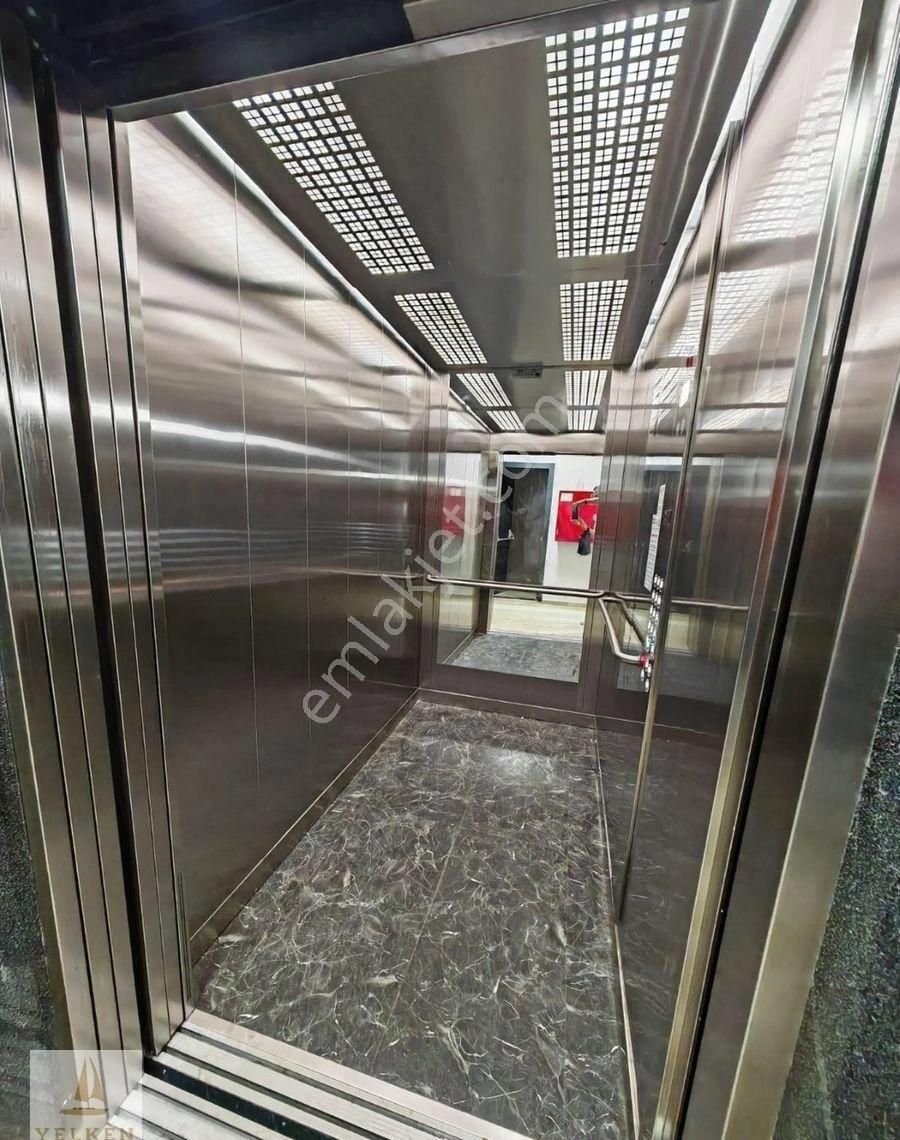 Kozyatağı'nda 2025 Yapımı Sıfır Binada 3+1 Balkonlu Fırsat - Görsel 7