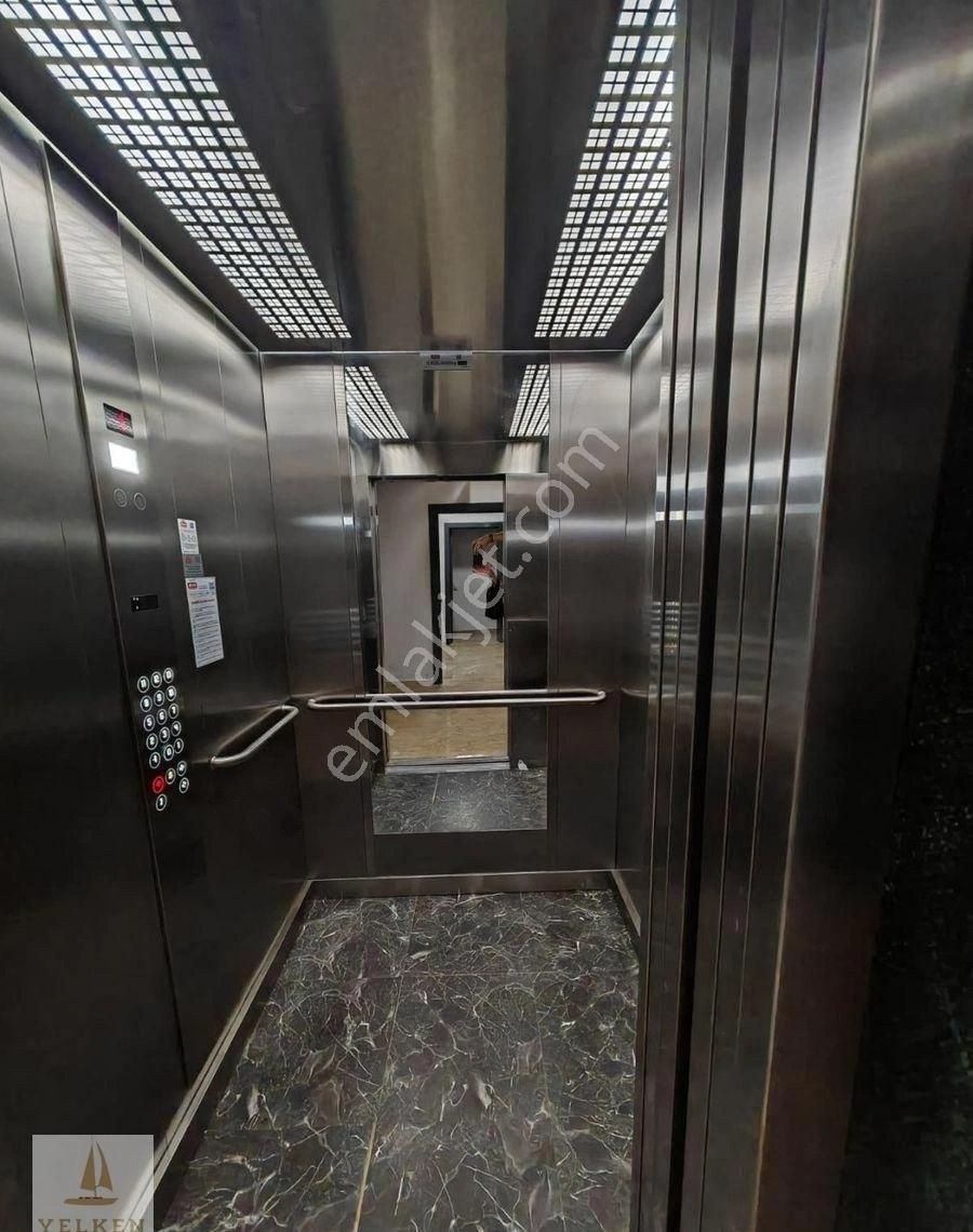 Kozyatağı'nda 2025 Yapımı Sıfır Binada 3+1 Balkonlu Fırsat - Görsel 35