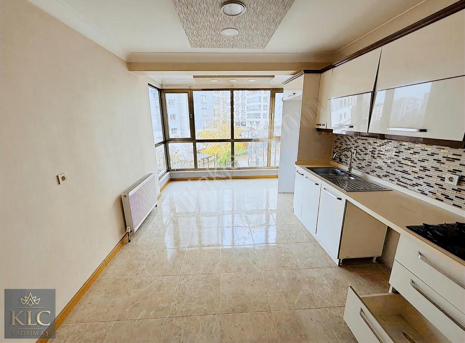 Klc Yatırım A.ş.'den Ön Güney Cephe 4+1 165m² Full Yapılı Daire - Görsel 33
