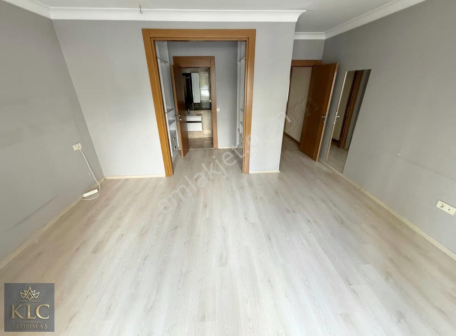Klc Yatırım A.ş.'den Ön Güney Cephe 4+1 165m² Full Yapılı Daire - Görsel 15