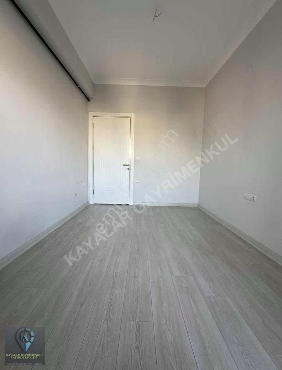 Dikkaldırımda Hastahane Arkası 3+1 Kiralık Sıfır Daire - Görsel 18