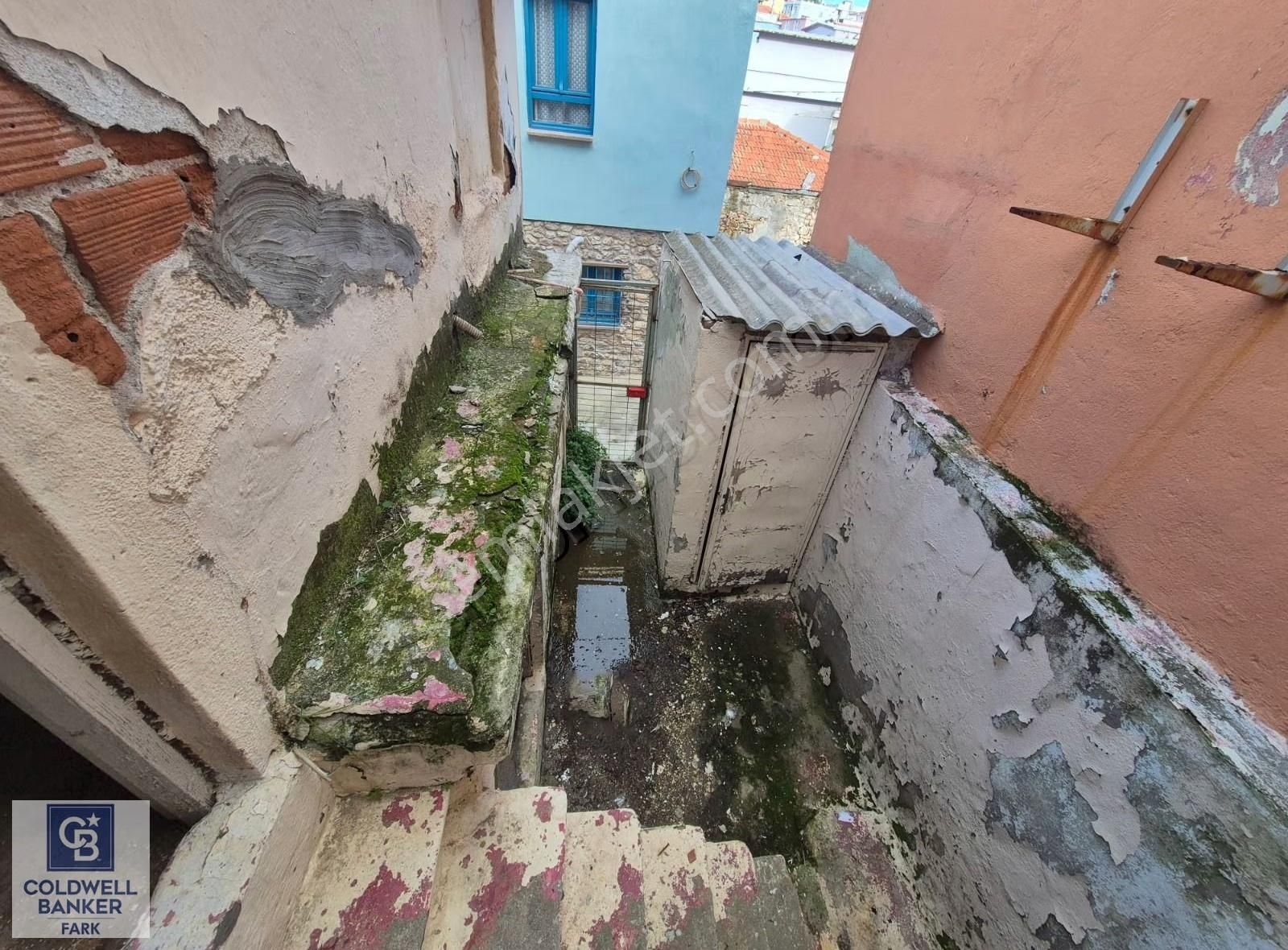 Ayvalık Merkez'e Yürüme Mesafesi 1+1 Satılık Müstakil Ev - Görsel 2