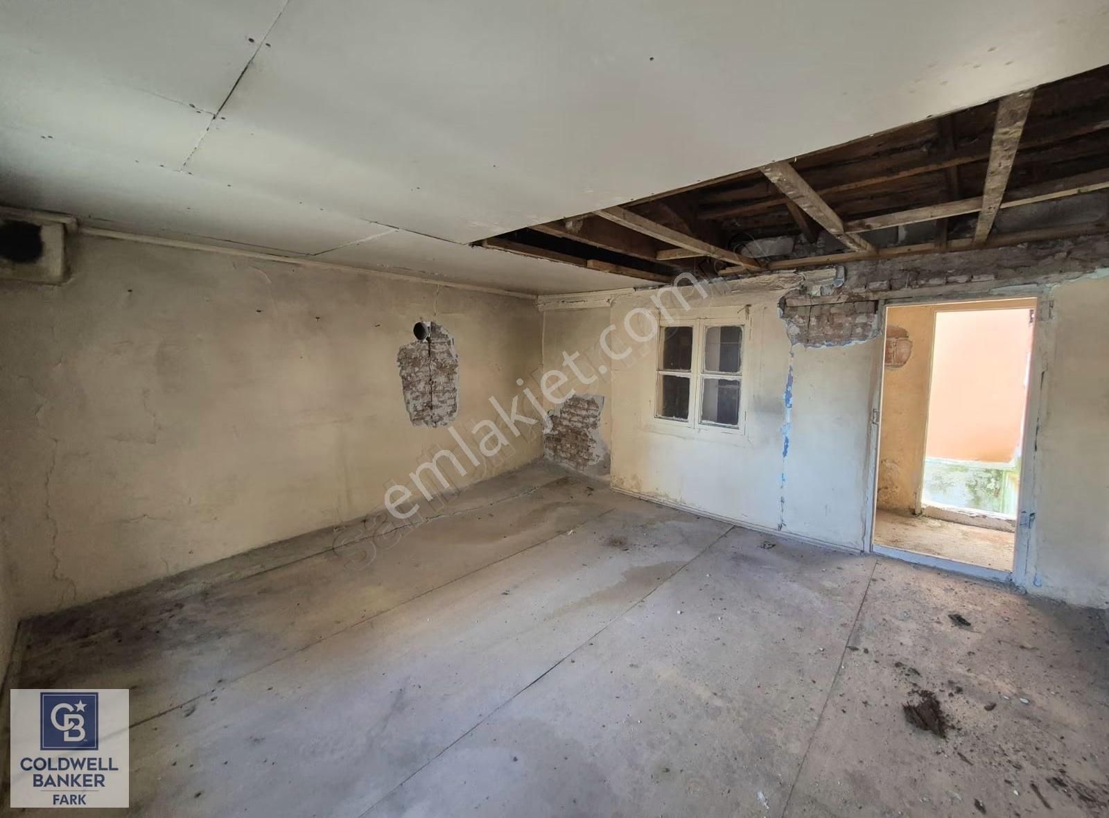 Ayvalık Merkez'e Yürüme Mesafesi 1+1 Satılık Müstakil Ev - Görsel 20