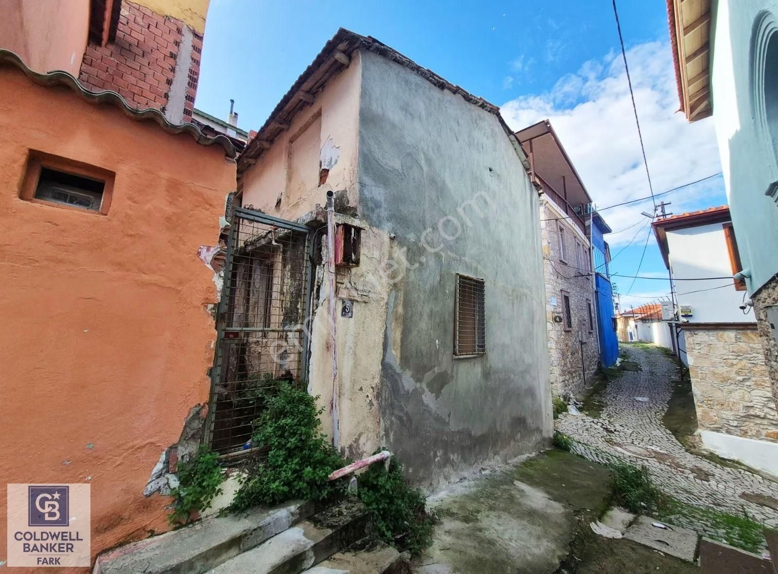 Ayvalık Merkez'e Yürüme Mesafesi 1+1 Satılık Müstakil Ev - Görsel 6