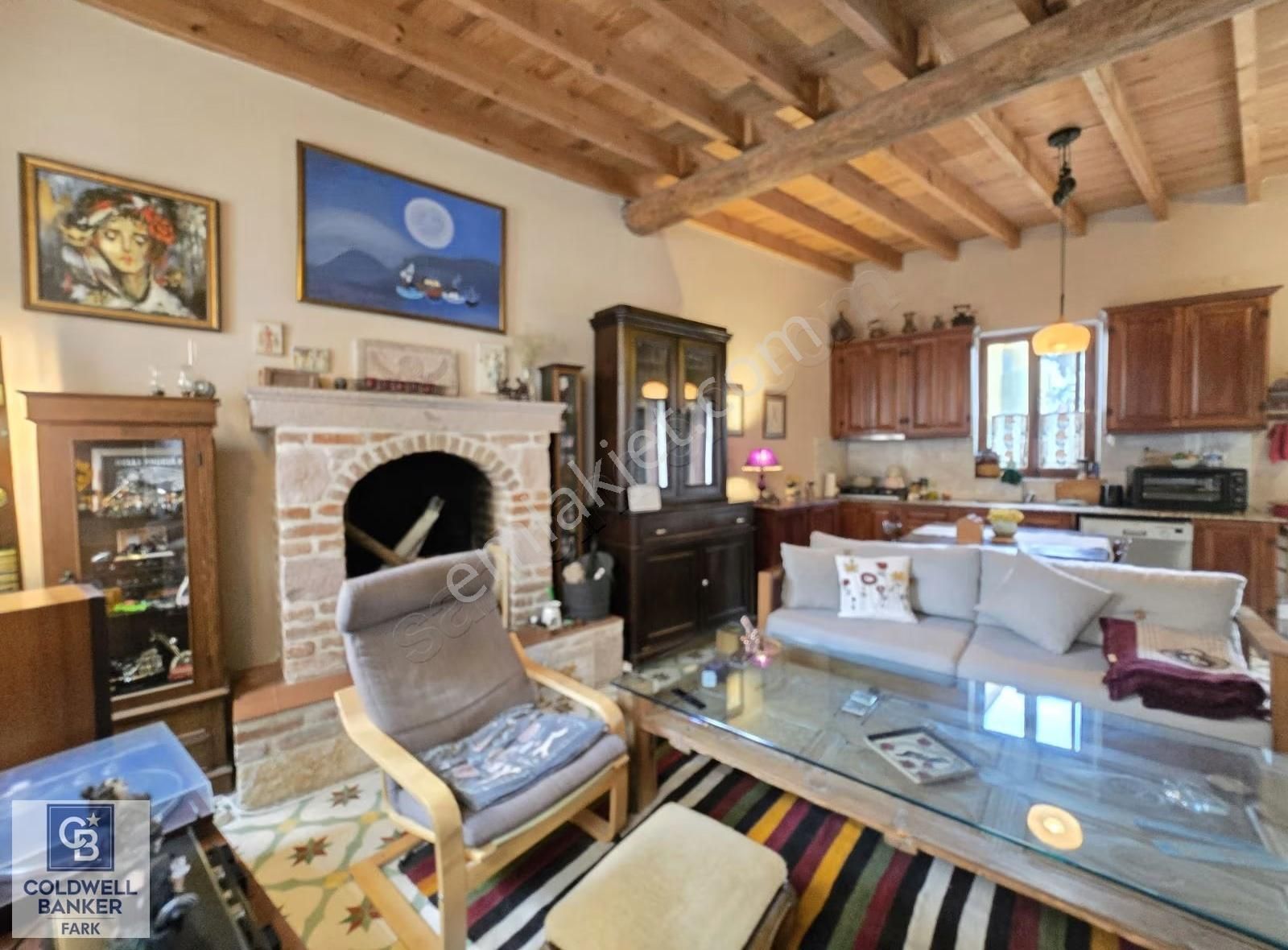 Ayvalık Merkez'de Satılık 2+1 Müstakil Bahçeli Rum Evi - Görsel 15