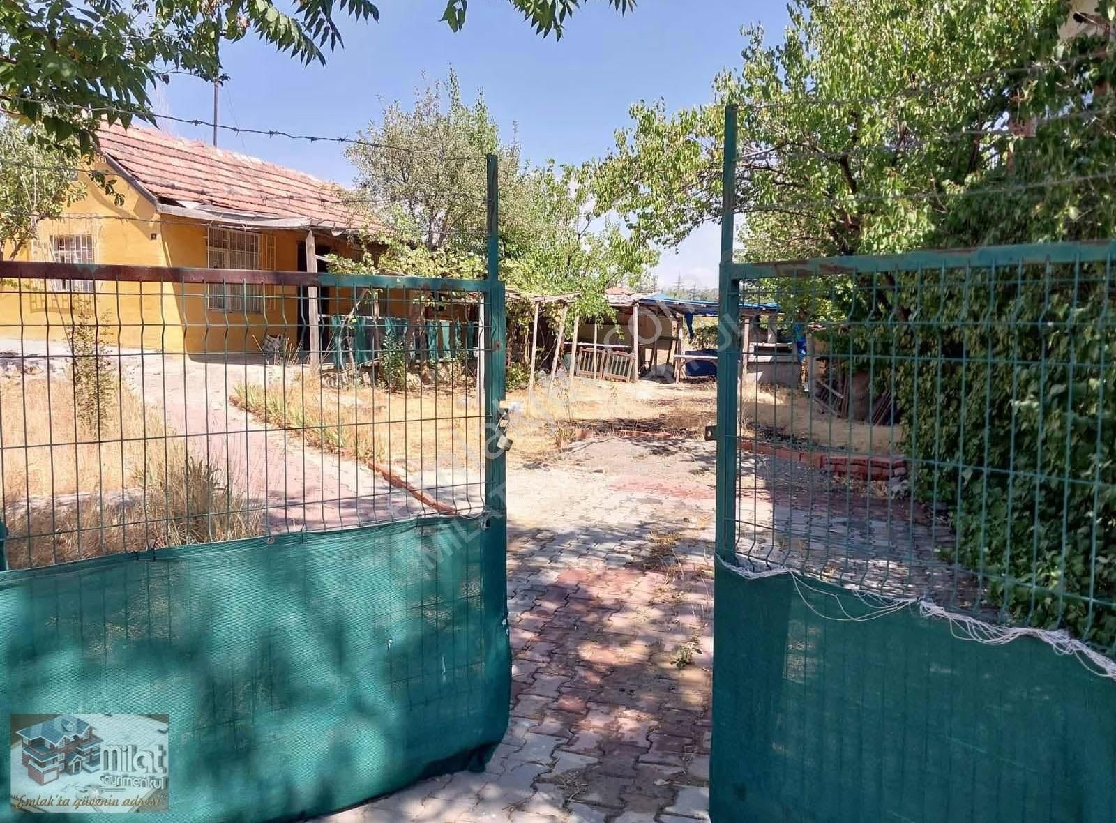 İncekte Evi Olan Köşe Bulvar Cephe Satılık Arsa - Görsel 8