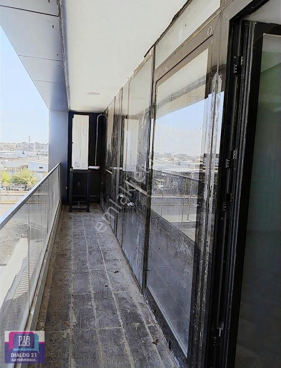 Qantar Plaza Taşınmaya Hazır Pırıl Pırıl Büro - Görsel 3