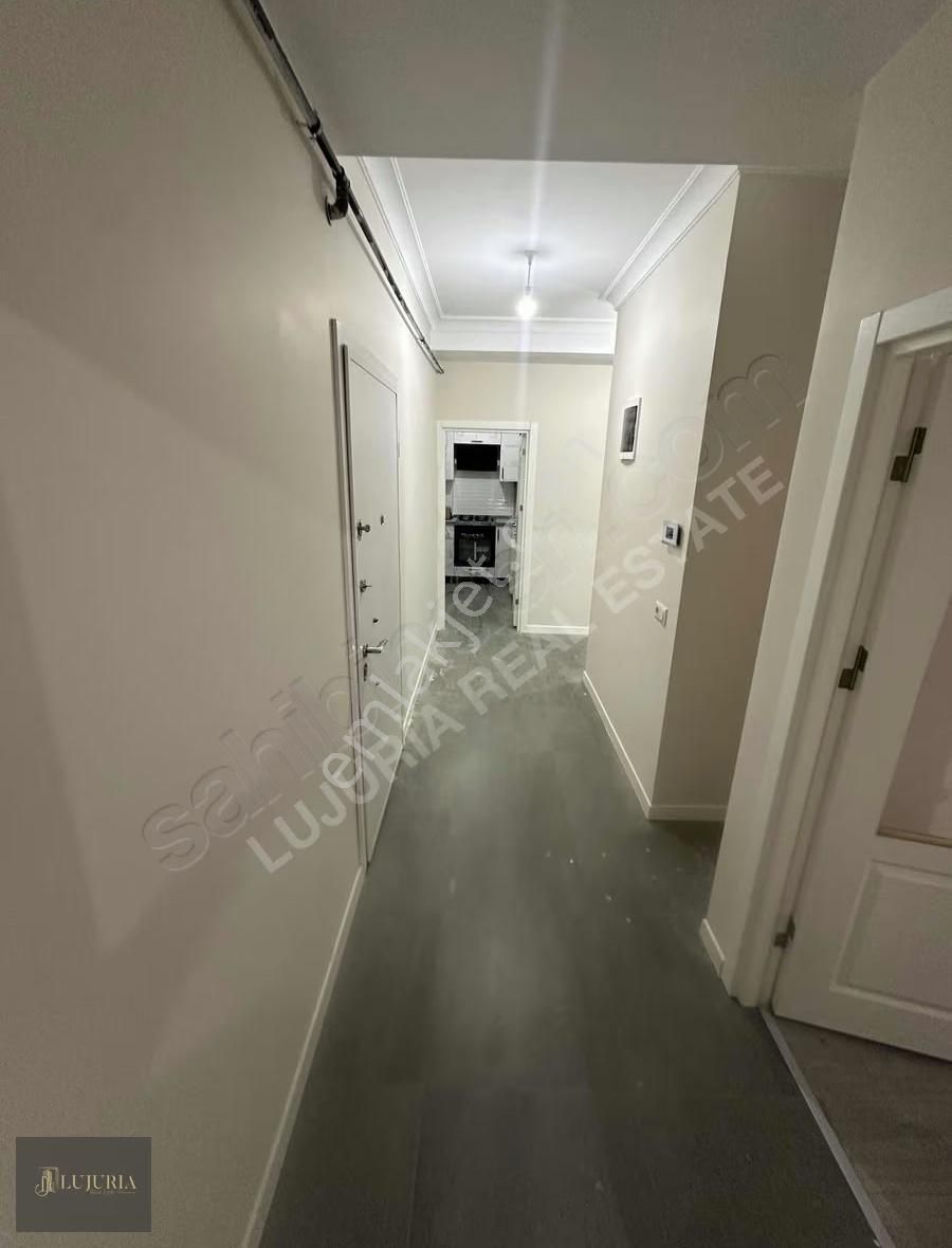 Bahçelievlerde Modern Mimari Satılık Sıfır 3+1 Yüksek Giriş - Görsel 28