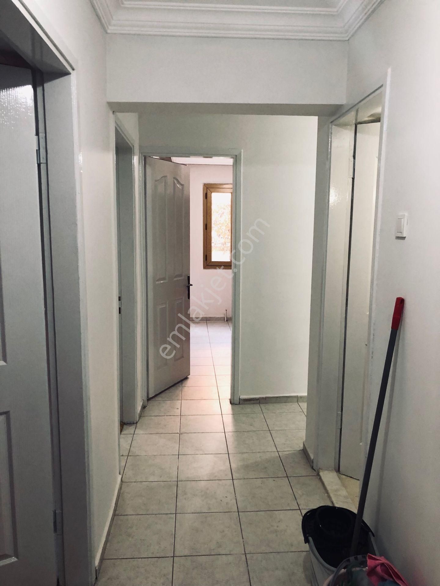 Bayraklı Sakarya Caddesi Üzeri Sıfır Tadilatlı 3+1 Kiralık Ofis - Görsel 9