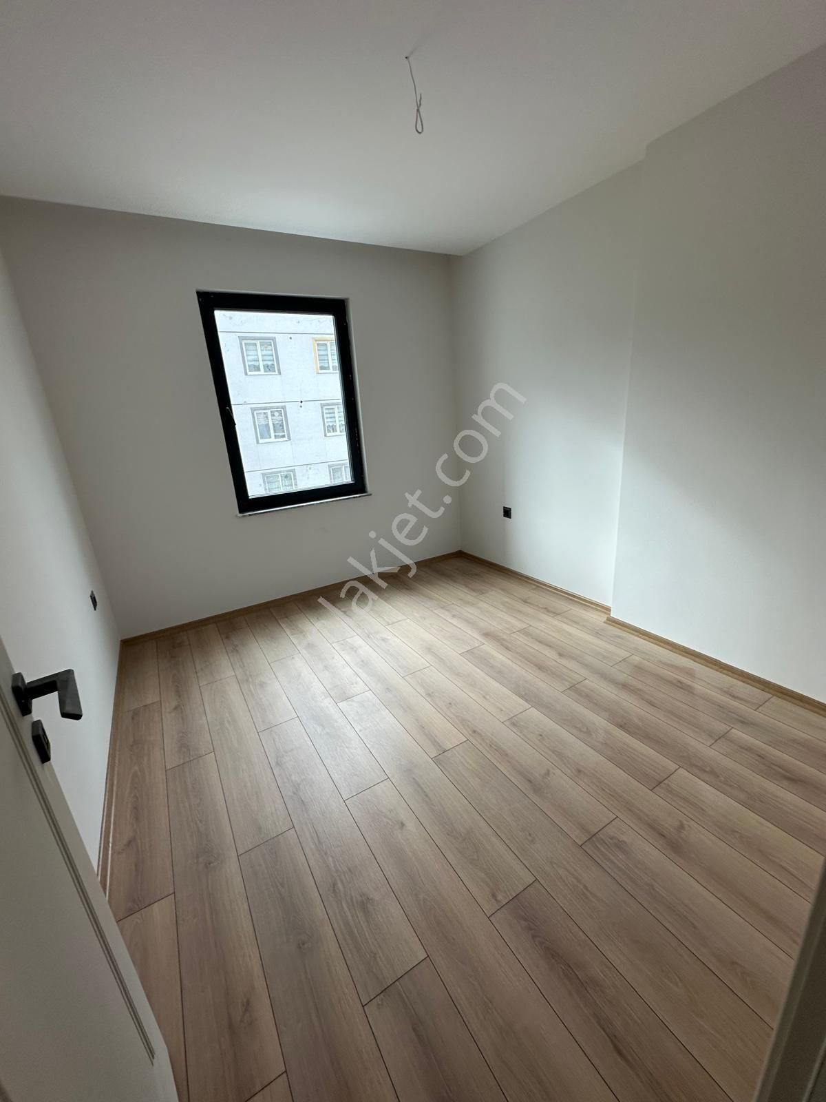 Evim-nur'dan Kalkancı Mah. 3+1 2.kat Caddeye Cephe Vestiyer Takılı Kupon Daire - Görsel 14