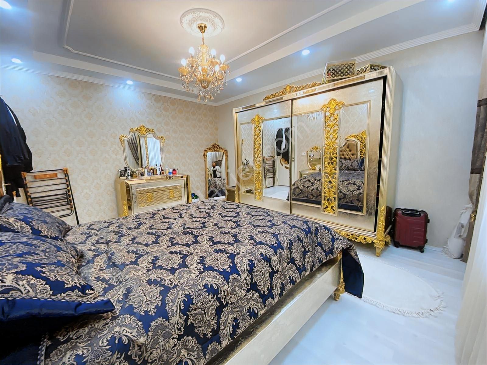 Ayalp Gayrimenkul'den Merkezi Konumda Bakımlı Müstakil Ev - Görsel 16