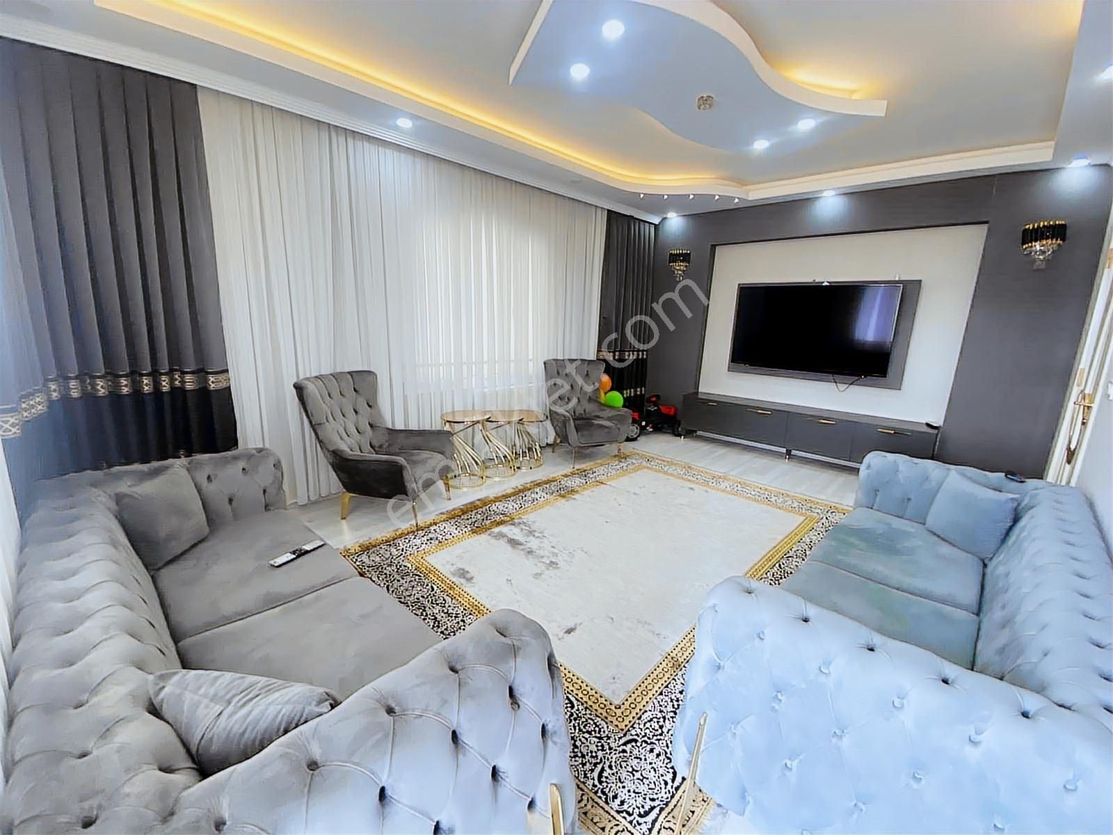 Ayalp Gayrimenkul'den Merkezi Konumda Bakımlı Müstakil Ev - Görsel 12