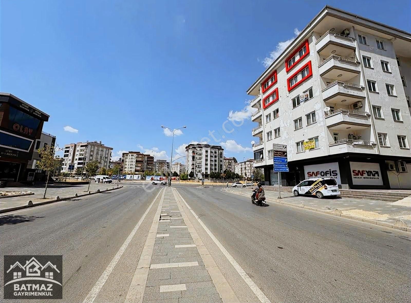 Batmaz'dan Olay Tv Karşısı Yatırımlık 2+1 Satılık Daire - Görsel 8