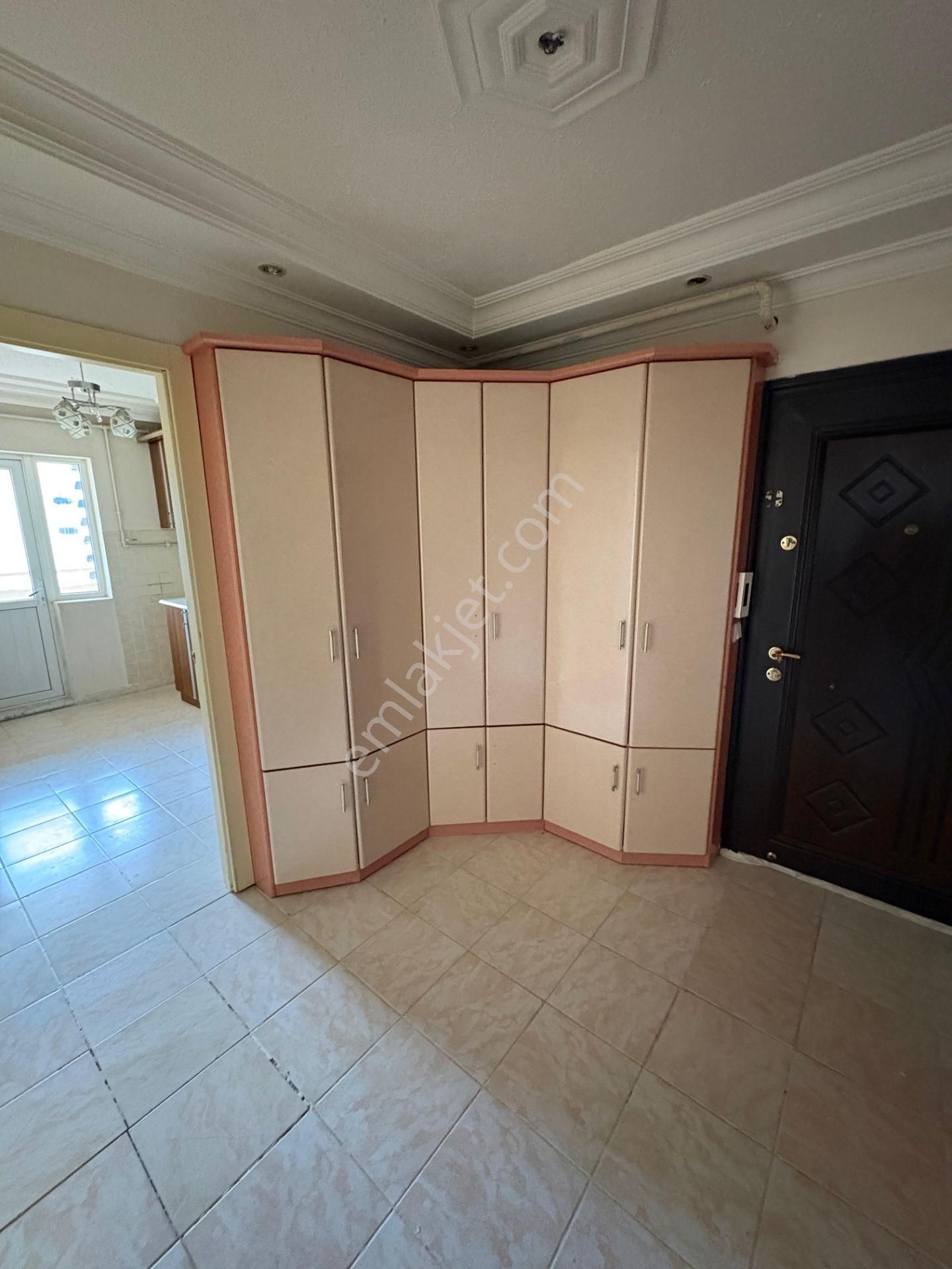 Elisa Gyo// Toki 2.bölge De 3+1 132m2 Ara Kat Güney Doğu Cephe Satılık Daire - Görsel 2