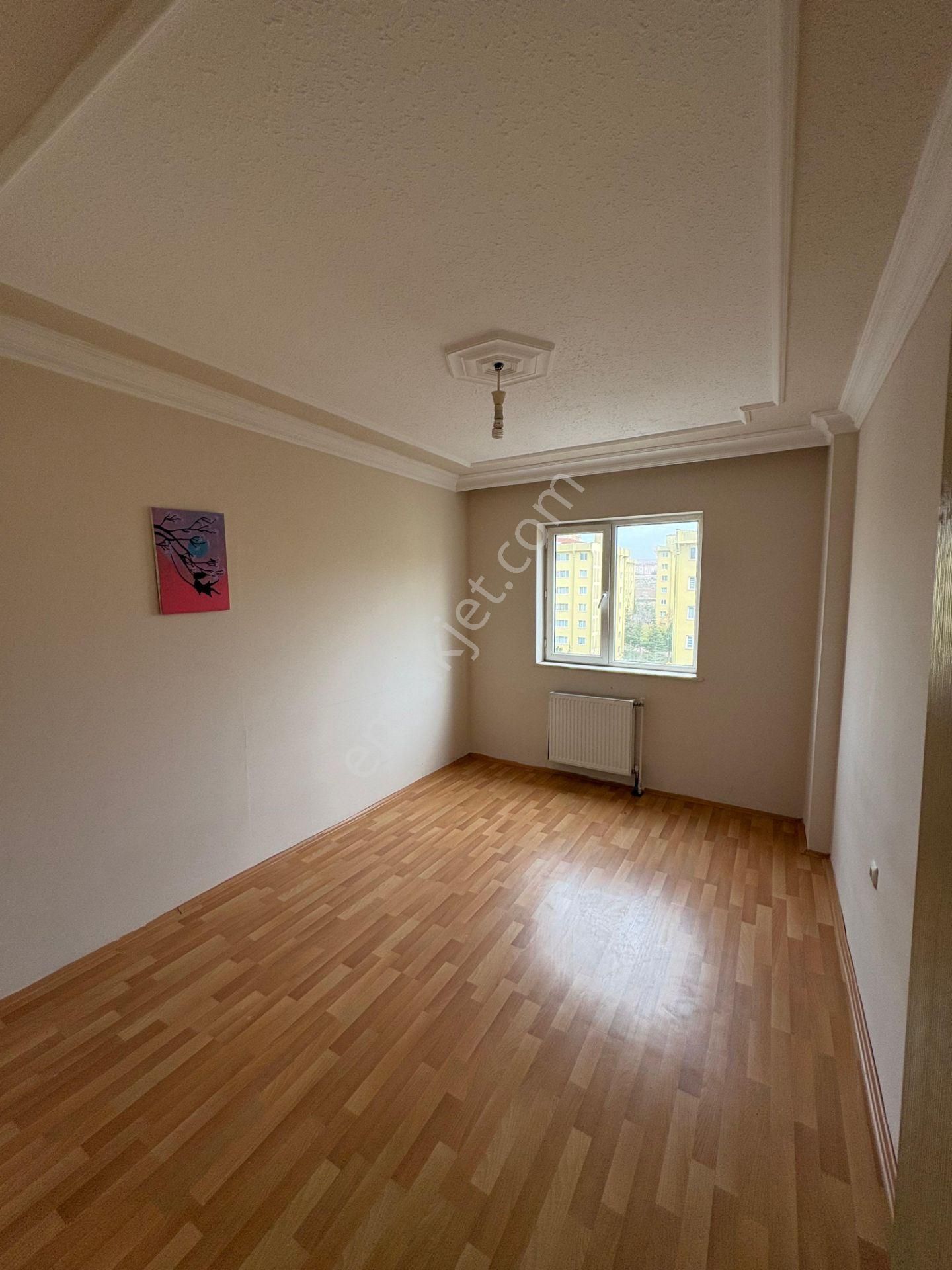 Elisa Gyo// Toki 2.bölge De 3+1 132m2 Ara Kat Güney Doğu Cephe Satılık Daire - Görsel 8