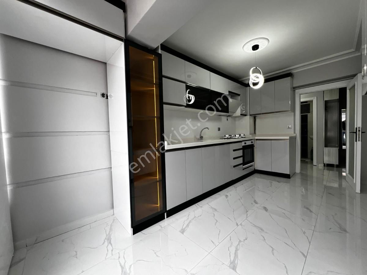 Tandoğan Mah. 3+1 S.bağımsız 10 Yıllık Ultra Lüx Daire İmkan! !! - Görsel 12