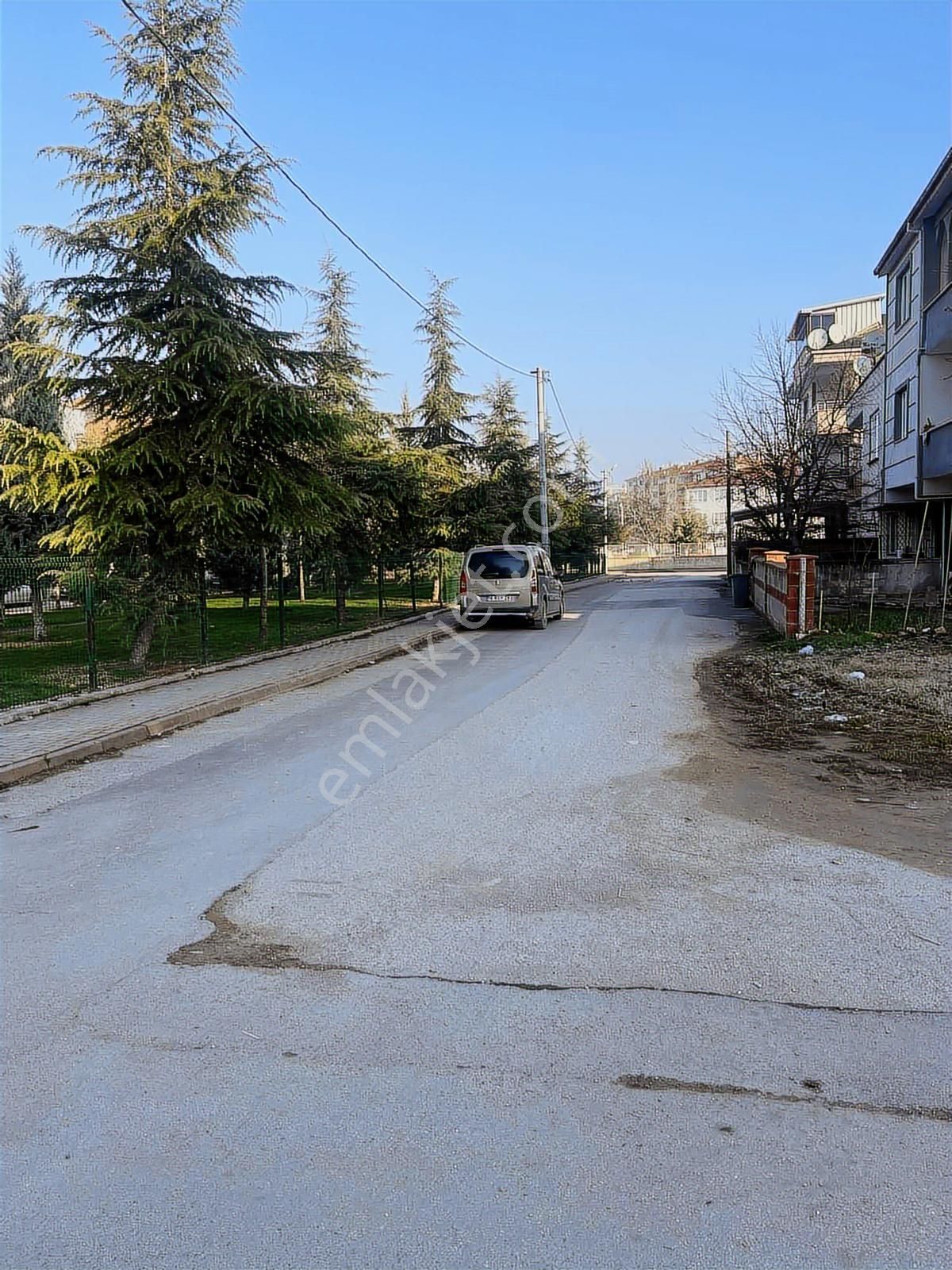 Ulucan'dan İnegöl Alanyurt Ta Satılık Köşe Parsel Arsa - Görsel 19