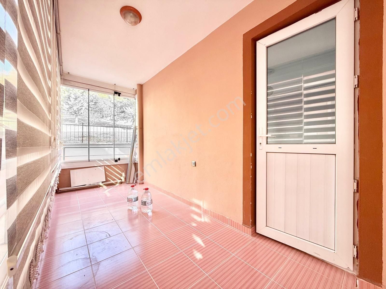 Yükseltepe'de Cadde Üzeri & Park Manzaralı Masrafsız 1.kat 3+1 - Görsel 29