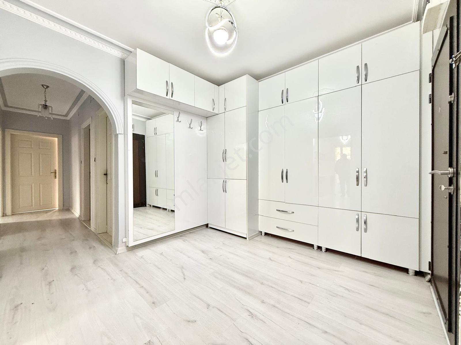 Yükseltepe'de Cadde Üzeri & Park Manzaralı Masrafsız 1.kat 3+1 - Görsel 35