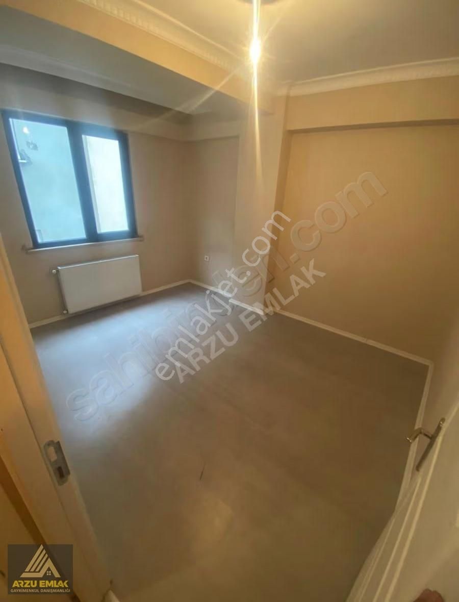 Arzu Emlaktan Yunusemre Mah Satılık 3 Yaşında Asansörlü2+1 Daire - Görsel 9