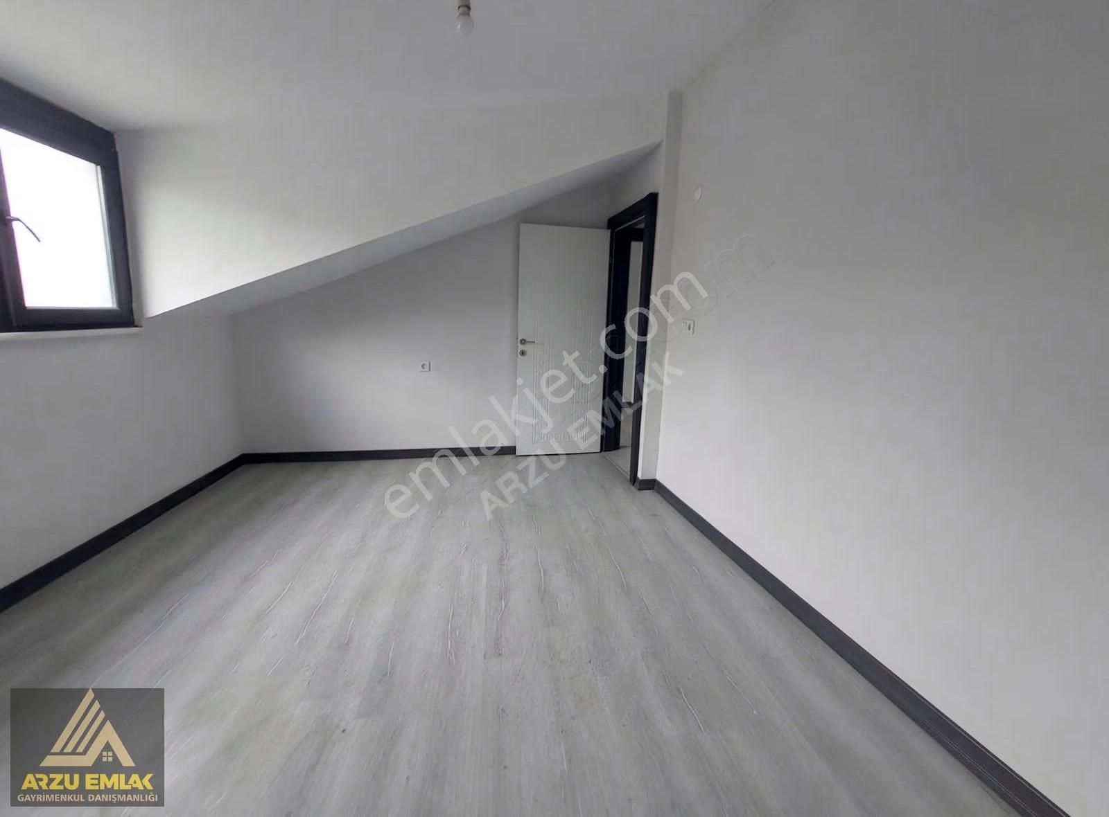 Arzu Emlaktan Sıfır Asansörlü 4+2 Bağımsız Girişlidubleks - Görsel 9