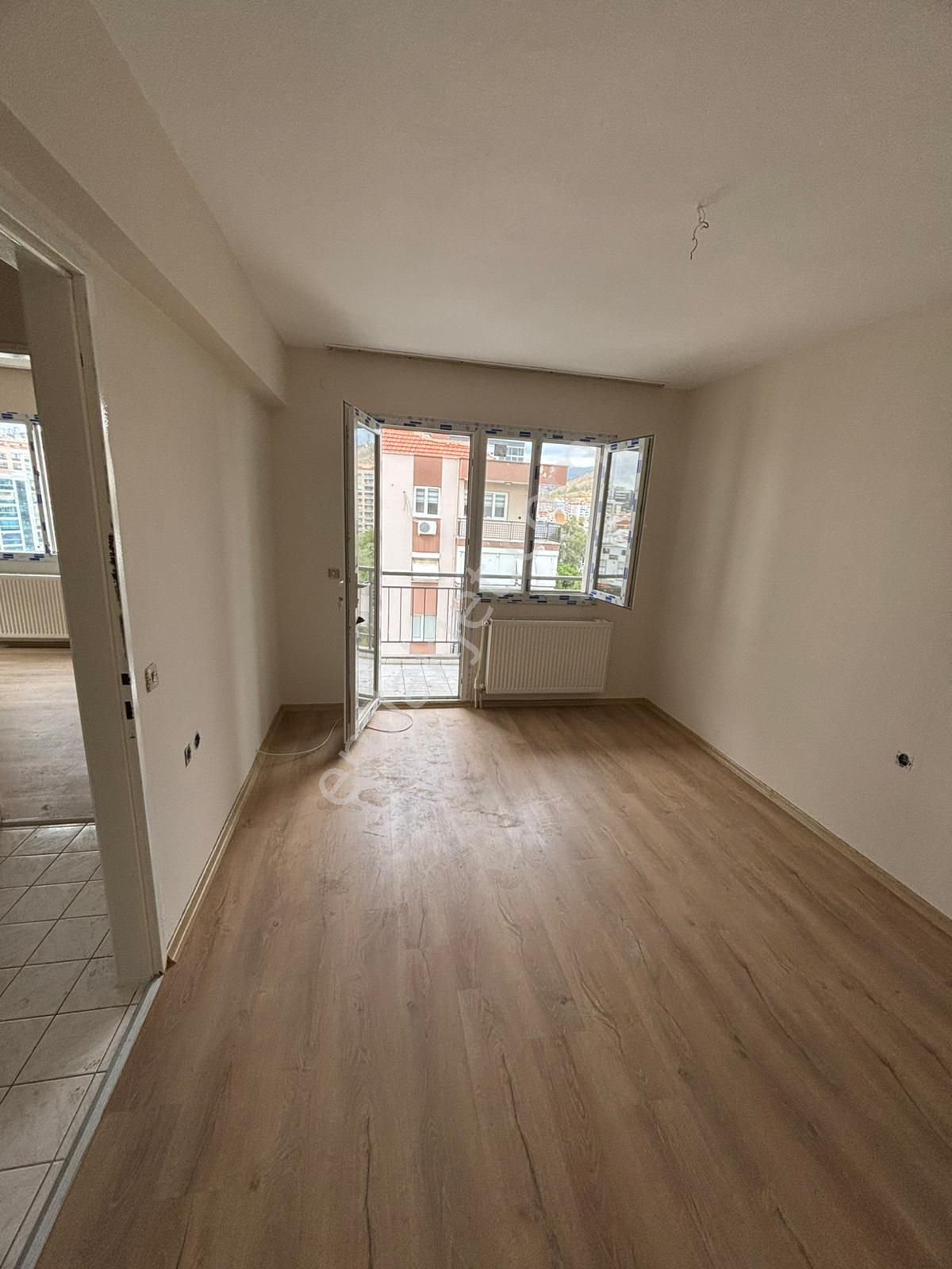 Kate Gayrimenkulden Girne Bulvarında 3+1 Daire Kiralıktır - Görsel 31