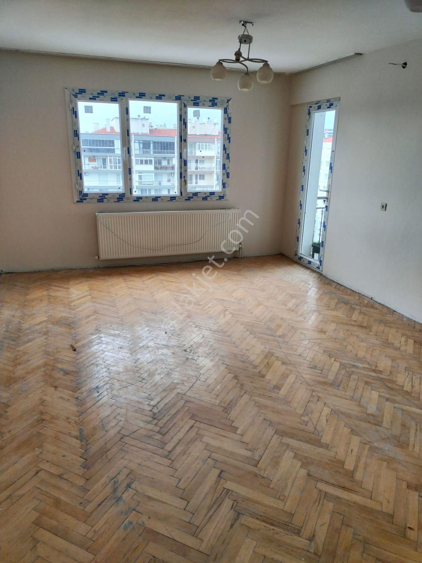 Kate Gayrimenkulden Girne Bulvarında 3+1 Daire Kiralıktır - Görsel 22