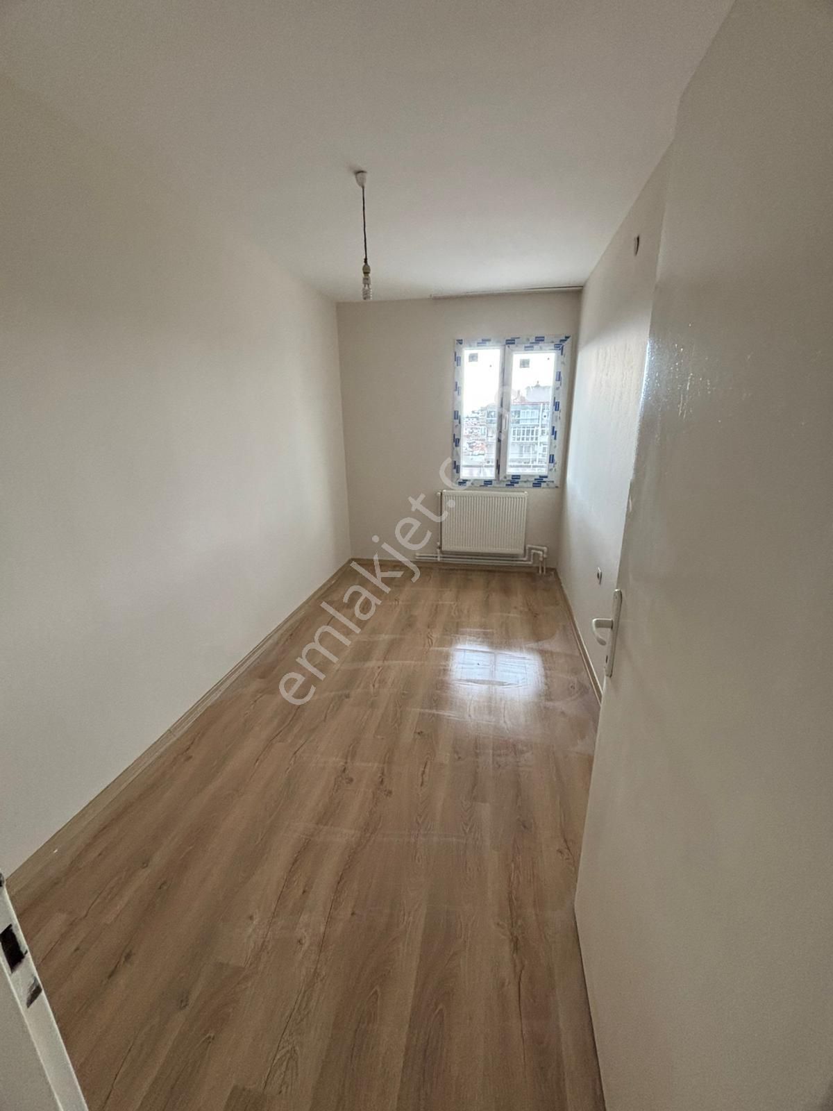 Kate Gayrimenkulden Girne Bulvarında 3+1 Daire Kiralıktır - Görsel 24