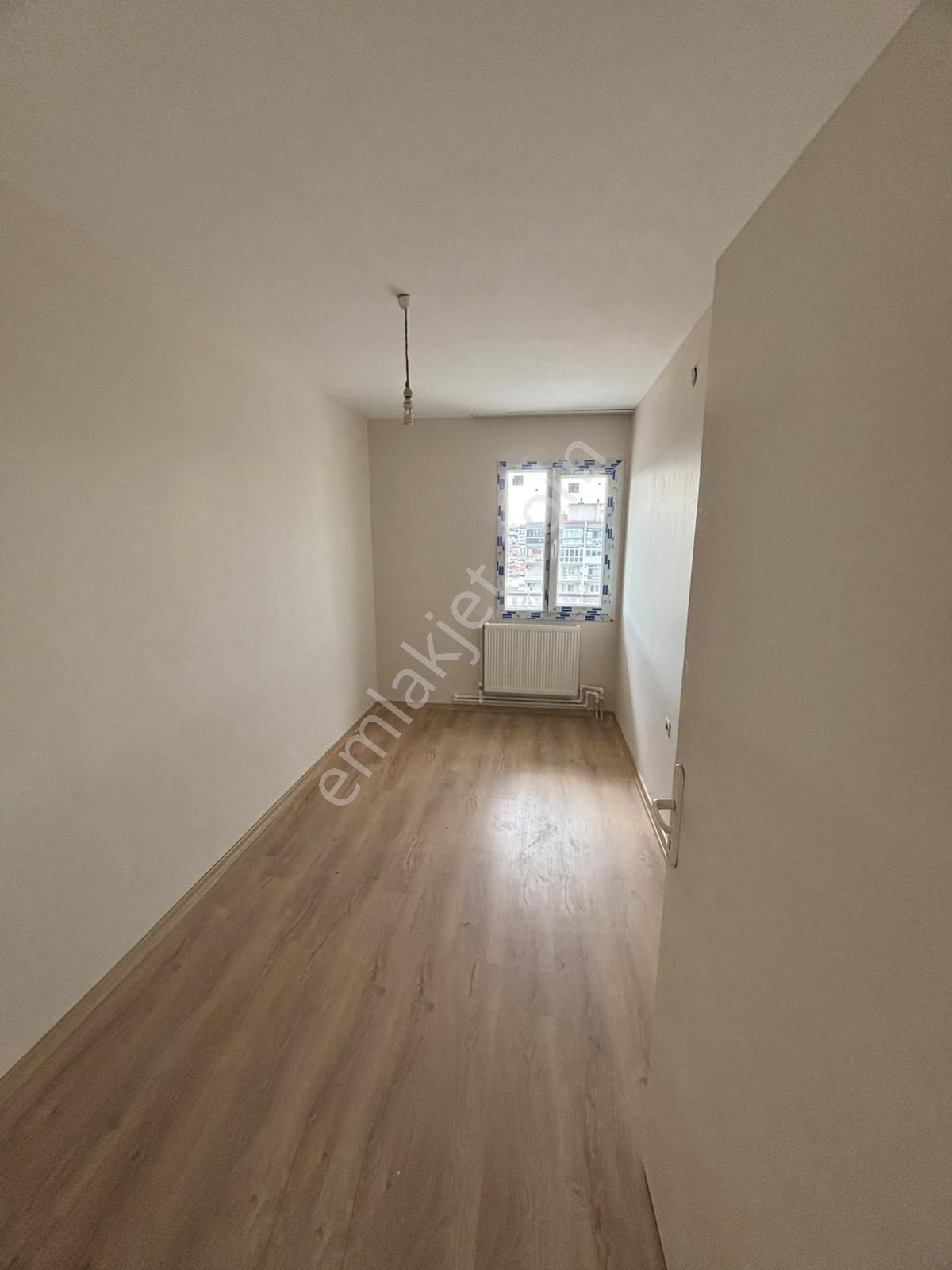 Kate Gayrimenkulden Girne Bulvarında 3+1 Daire Kiralıktır - Görsel 34