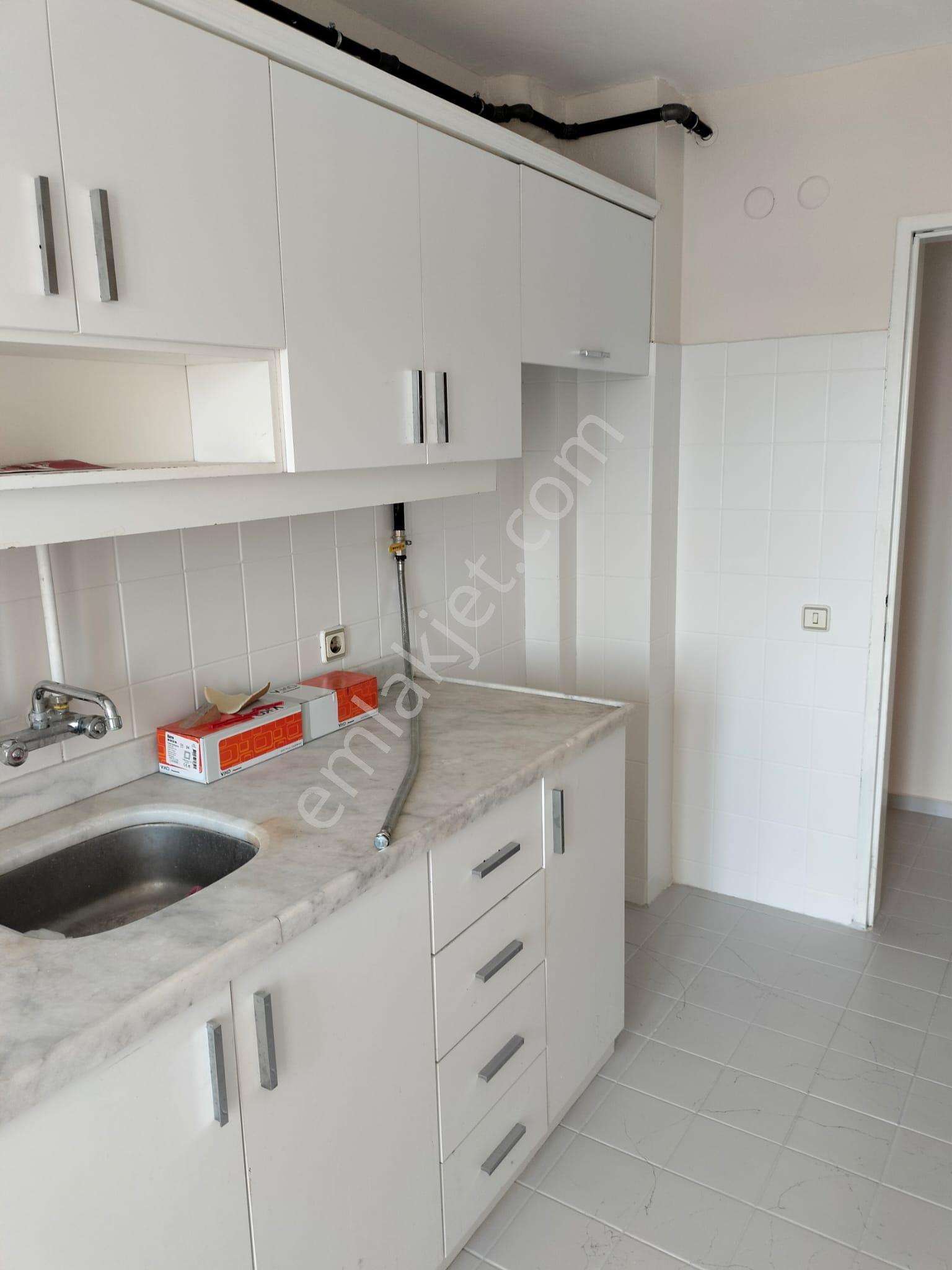 Kate Gayrimenkulden Girne Bulvarında 3+1 Daire Kiralıktır - Görsel 30