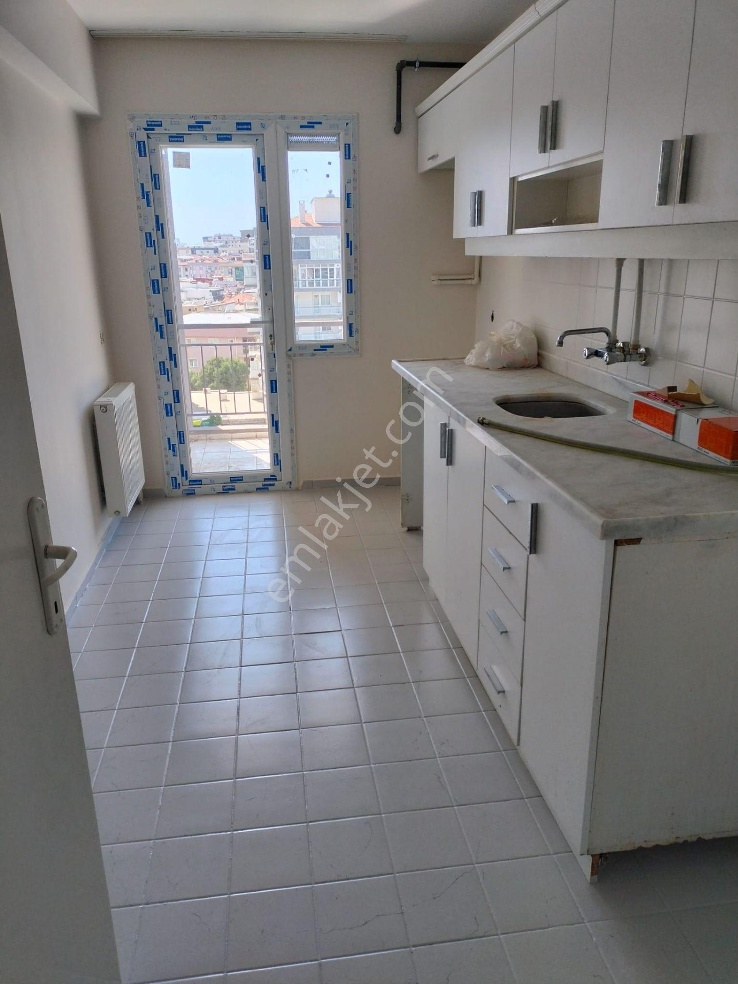 Kate Gayrimenkulden Girne Bulvarında 3+1 Daire Kiralıktır - Görsel 32