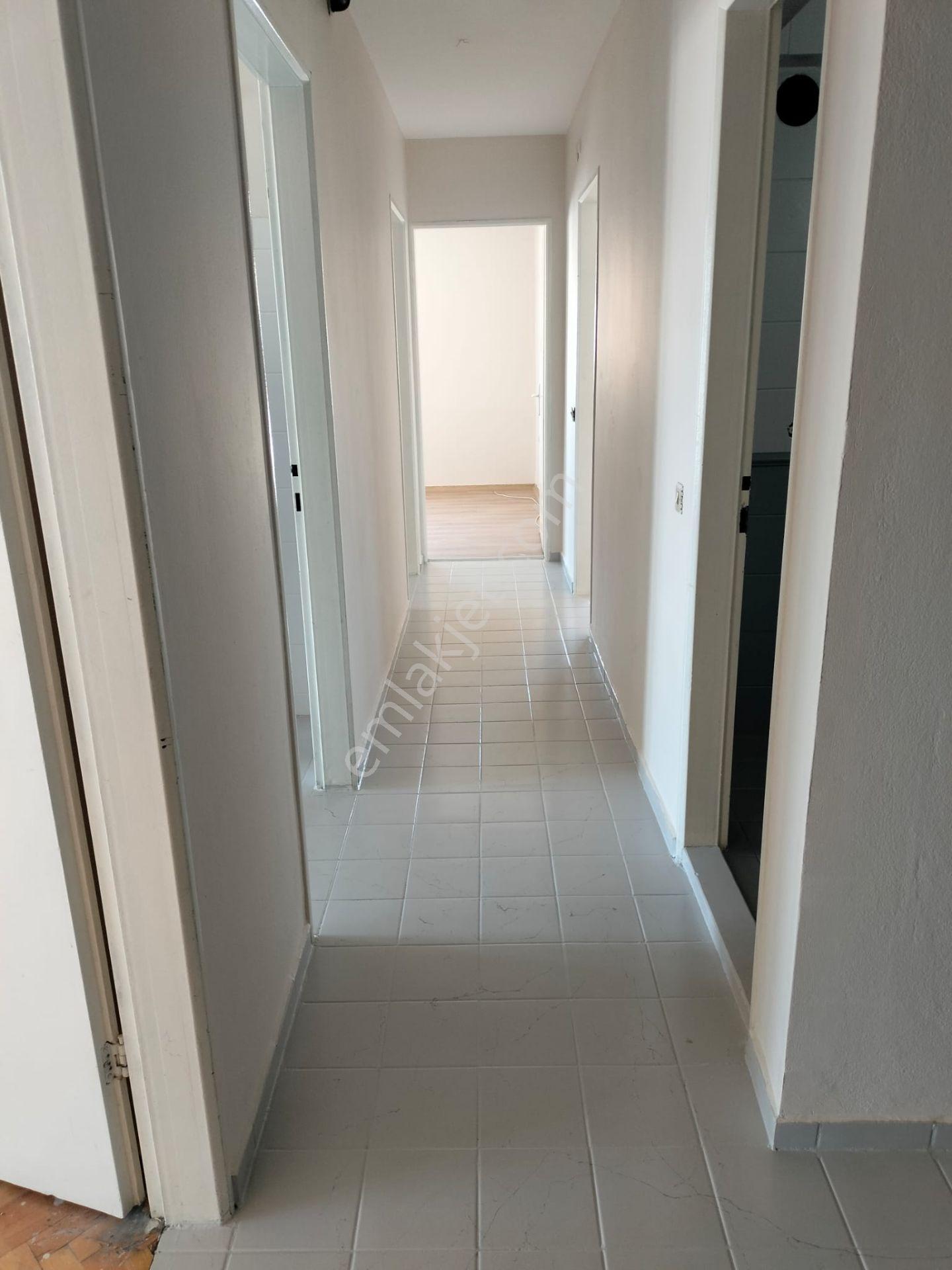 Kate Gayrimenkulden Girne Bulvarında 3+1 Daire Kiralıktır - Görsel 28