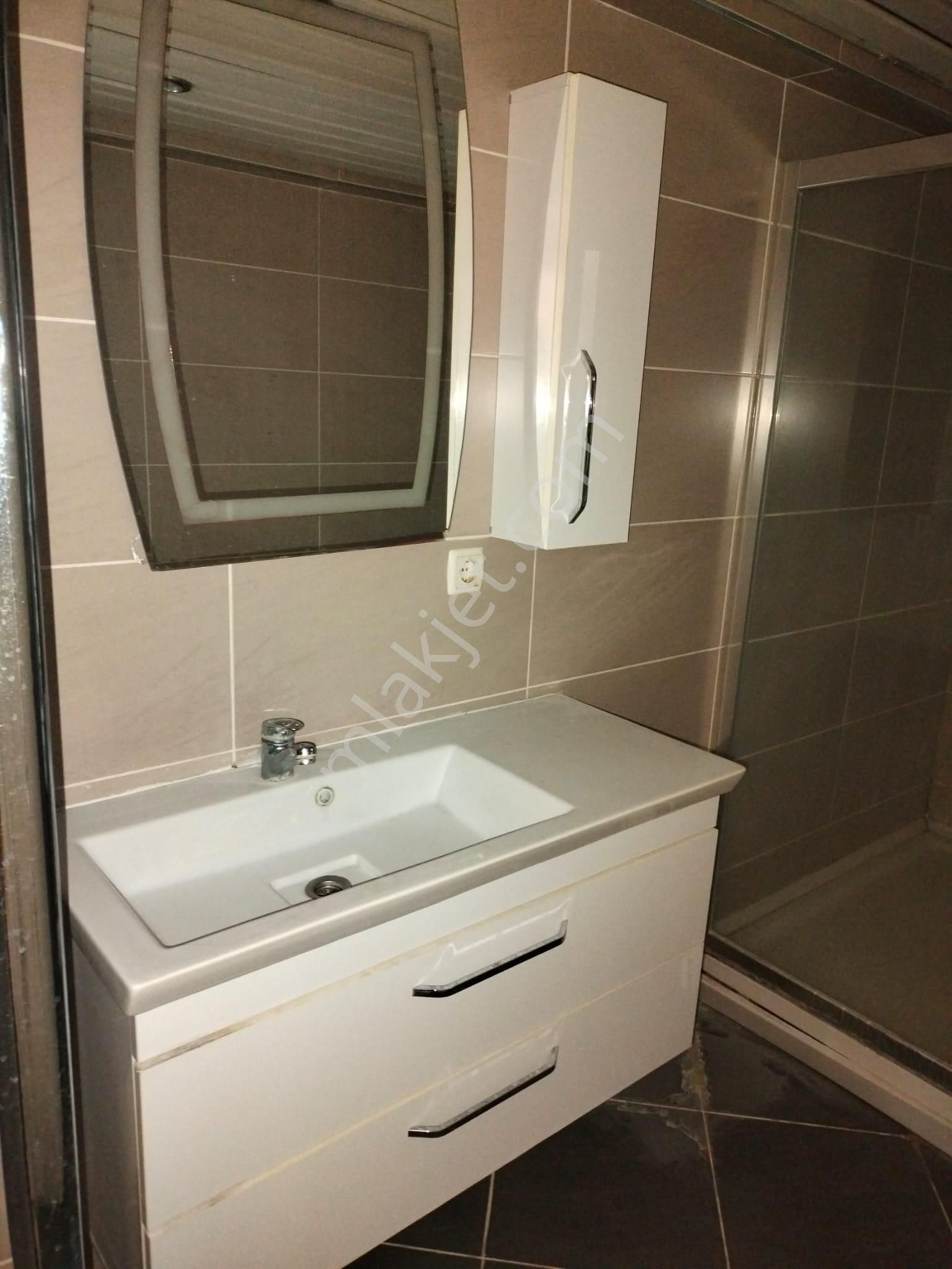 Kate Gayrimenkulden Girne Bulvarında 3+1 Daire Kiralıktır - Görsel 4