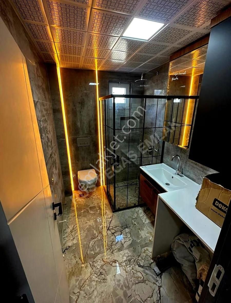 Kızıltoprak Mah Süper Konumda Lüks Sıfır - Görsel 3