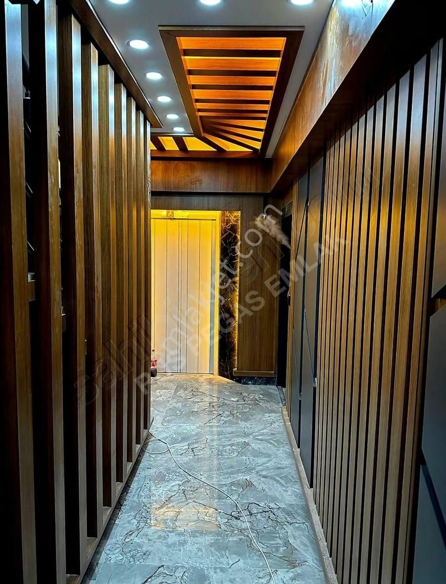 Kızıltoprak Mah Süper Konumda Lüks Sıfır - Görsel 10