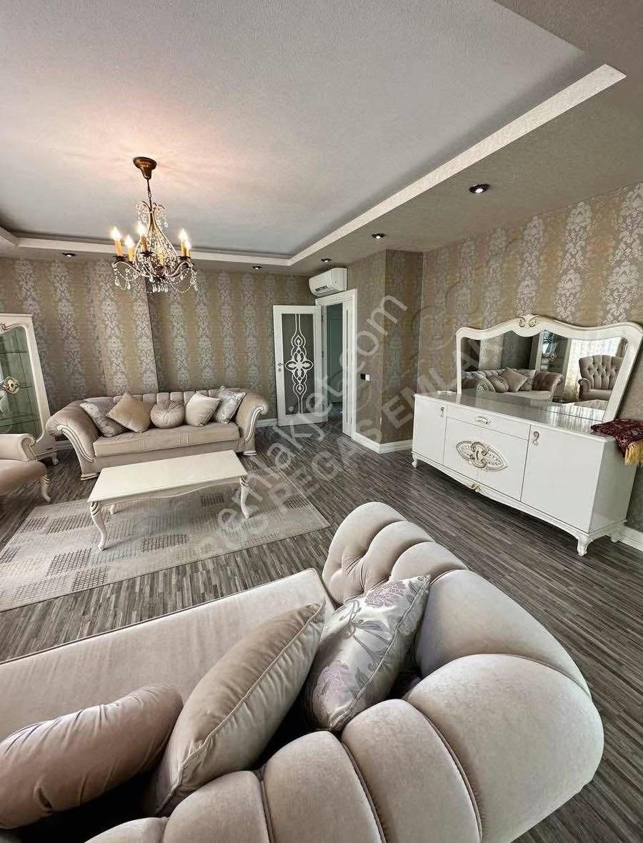 Antalya Konyaaltı Uluç Mah.5+1 Arakat Satılık Daire - Görsel 4