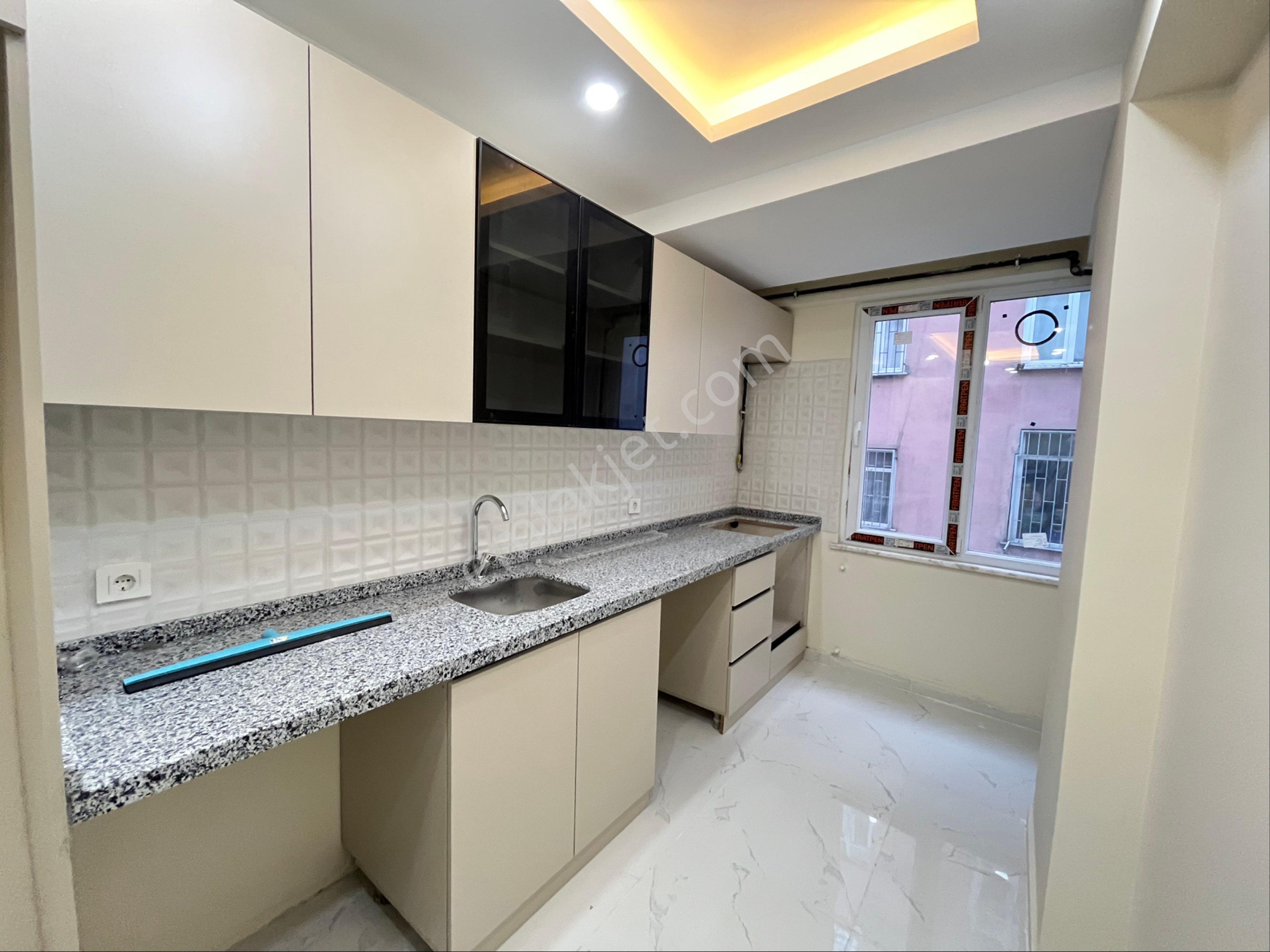 İmren Gayrimenkul'den Gültepe'de Satılık Lüks Yapım Sıfır 2+1 90 M2 Yüksek Giriş - Görsel 13