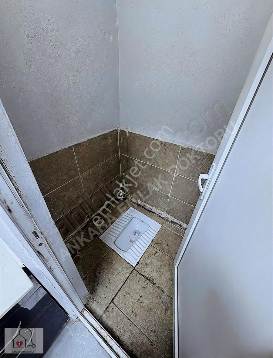 Koru Hastanesi Arkasında Ful Yapılı Berber Dükkanı - Görsel 2