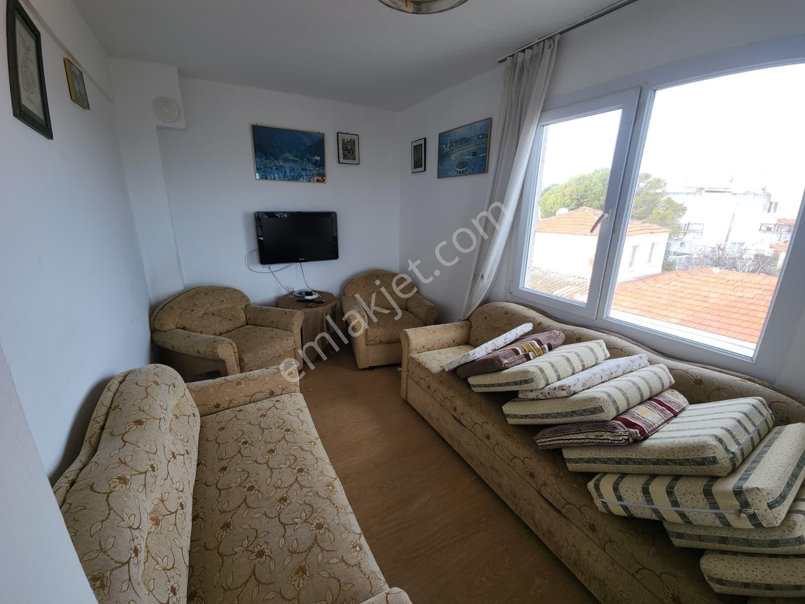 Mordoğan İskeleye 200m Mesafede Deniz Manzaralı Müstakl Kagir Ev - Görsel 7