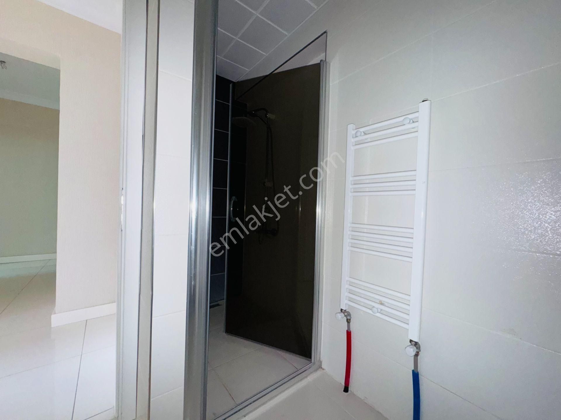 Nam-ak Emlak'tan Hastane Yakını Güney C. Lüks 4+1 Site Dairesi - Görsel 31