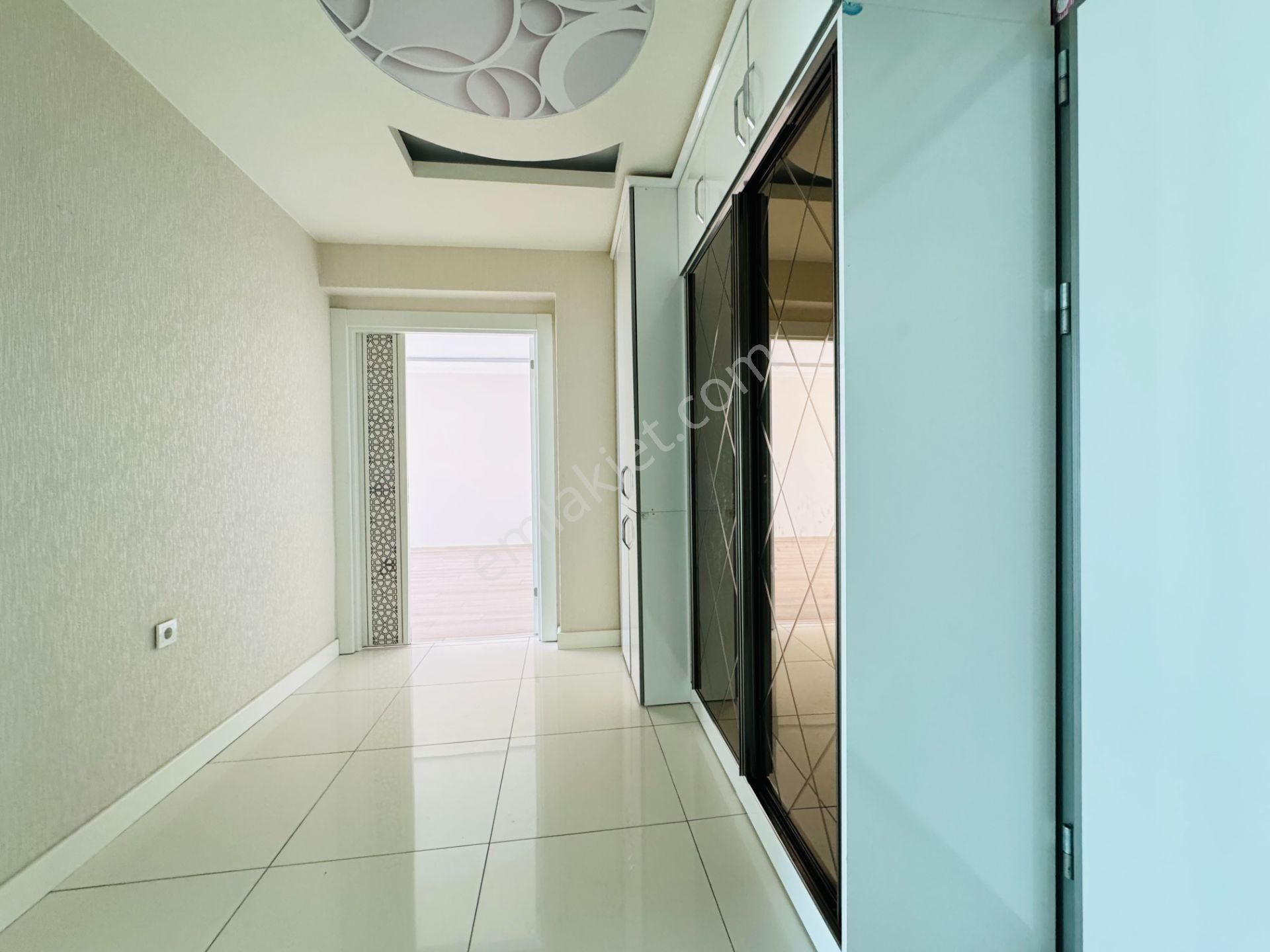 Nam-ak Emlak'tan Hastane Yakını Güney C. Lüks 4+1 Site Dairesi - Görsel 35